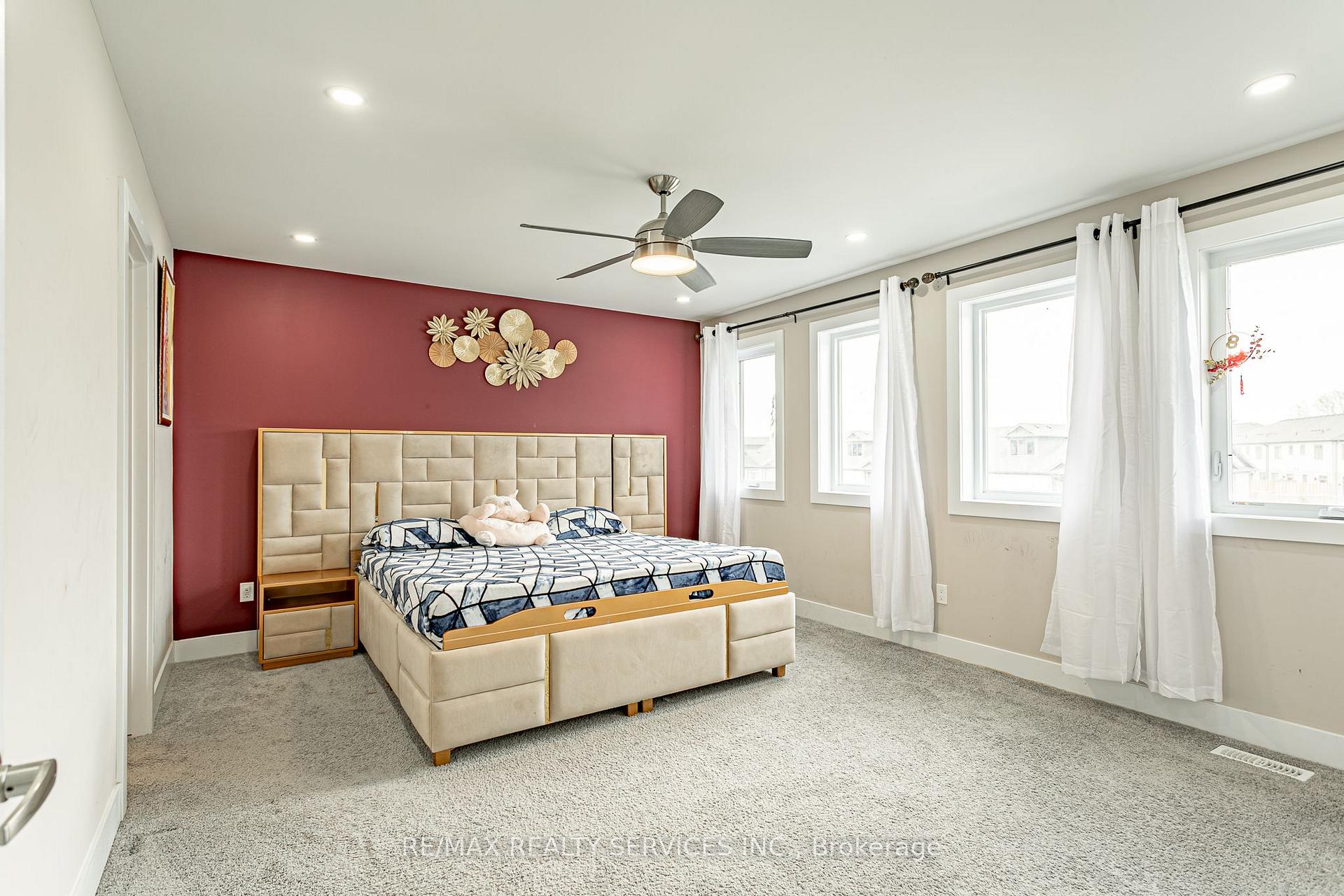 Photo 19 of 2227 Evans Boulevard, London, South U — HOMEH