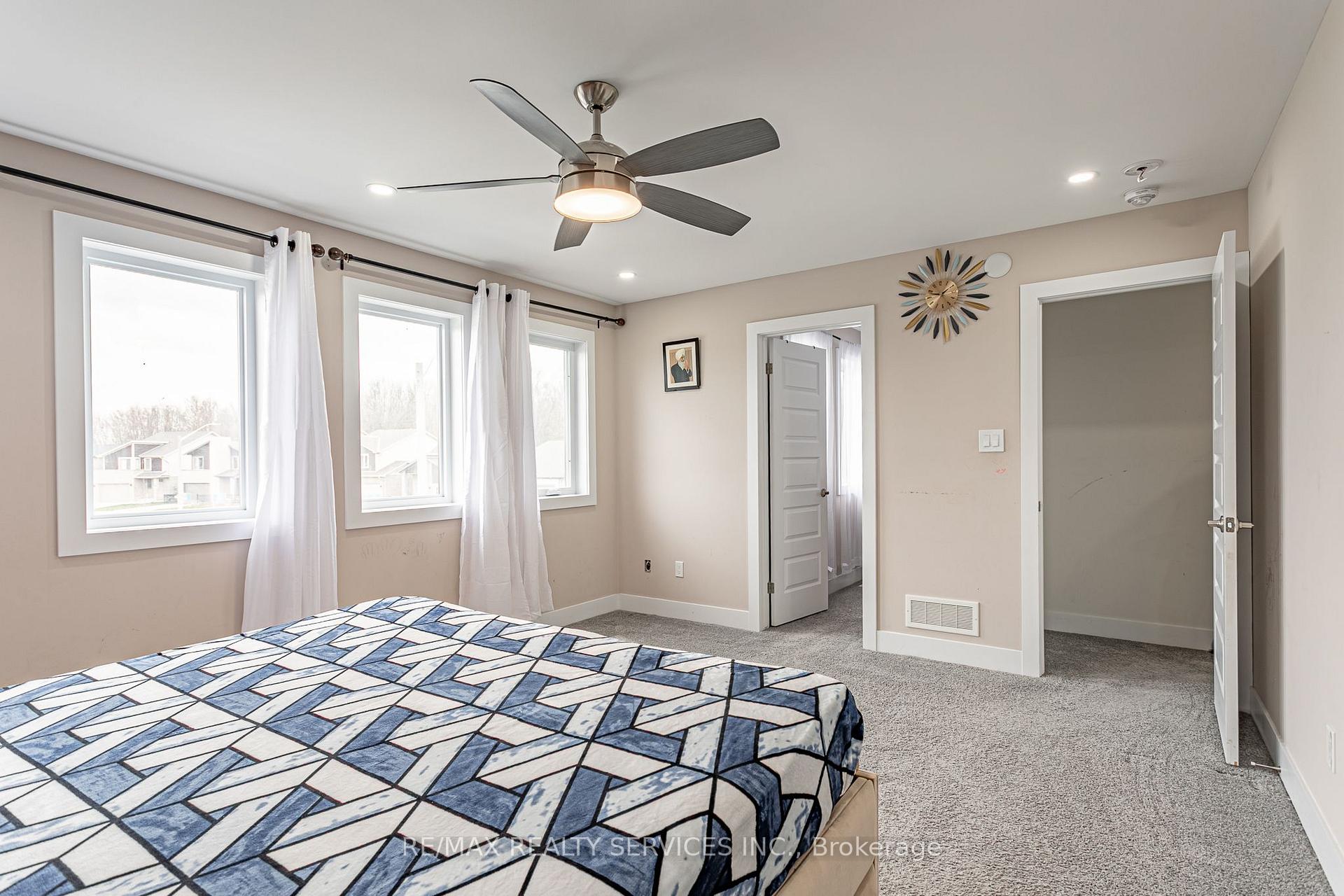 Photo 21 of 2227 Evans Boulevard, London, South U — HOMEH