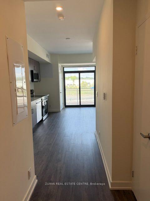 Photo 2 of 350 Prince Charles Drive, Welland, Broadway — HOMEH