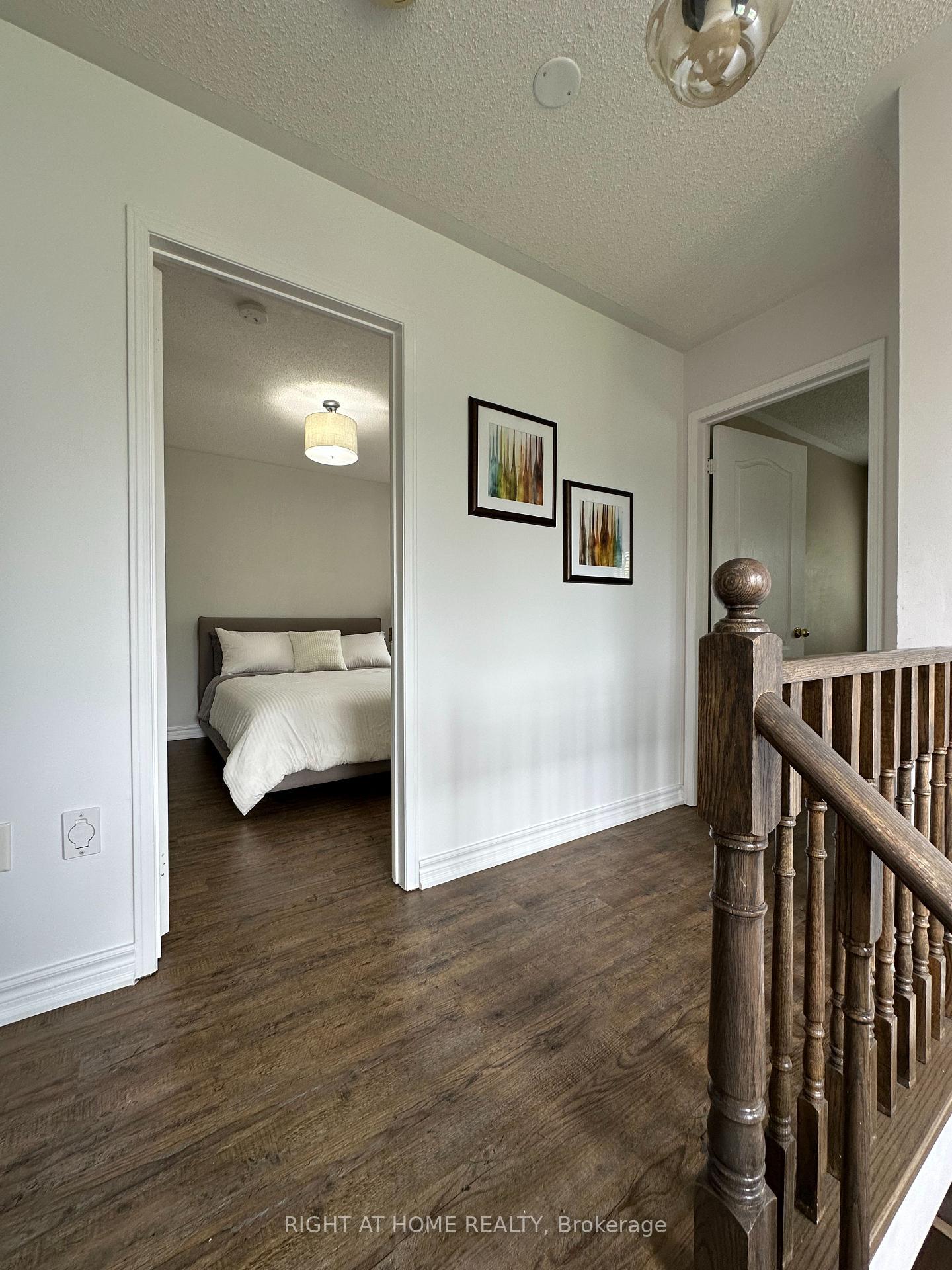 Photo 11 of 107 Norland Circle, Oshawa, Windfields — HOMEH