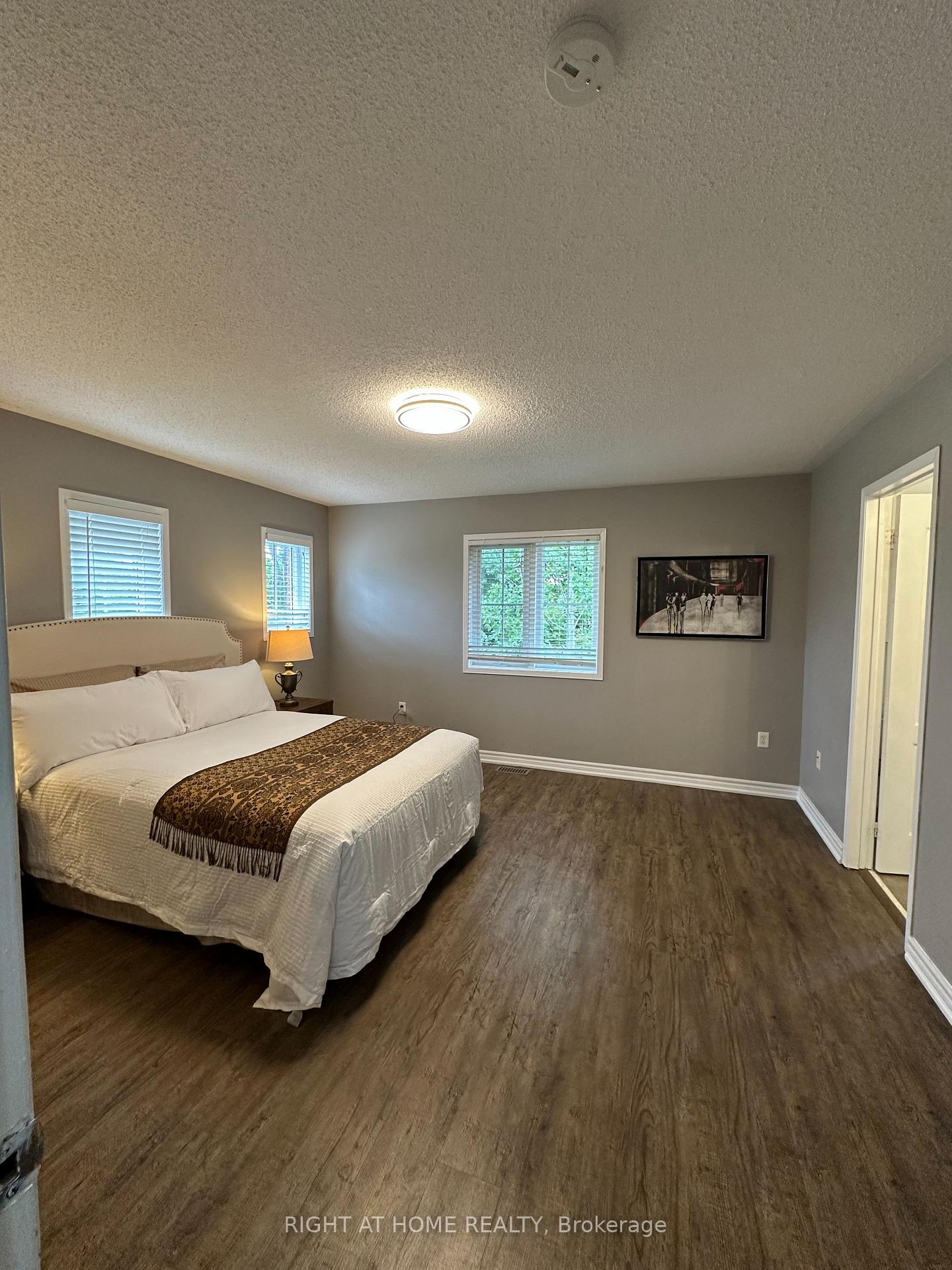 Photo 12 of 107 Norland Circle, Oshawa, Windfields — HOMEH