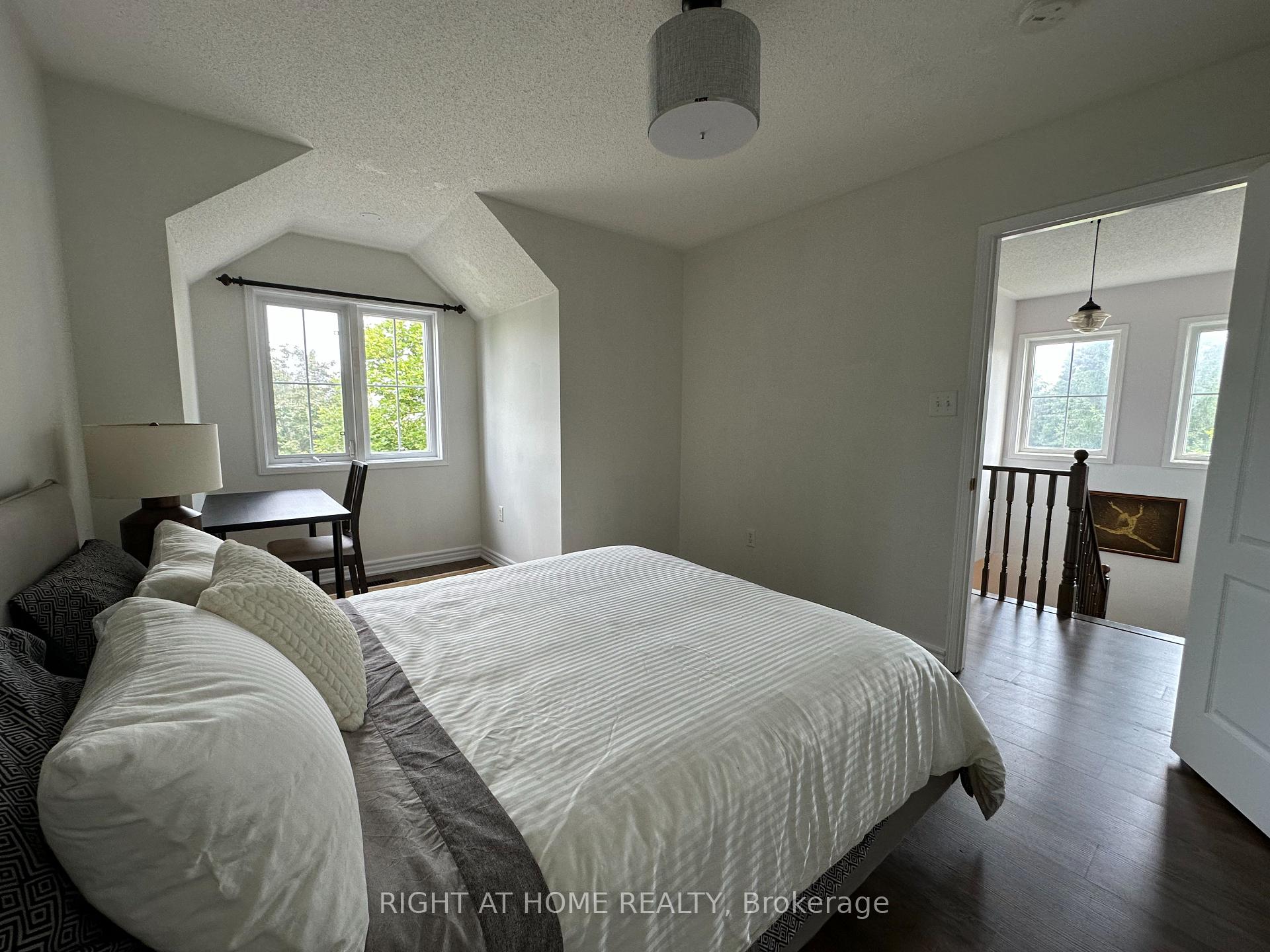 Photo 16 of 107 Norland Circle, Oshawa, Windfields — HOMEH