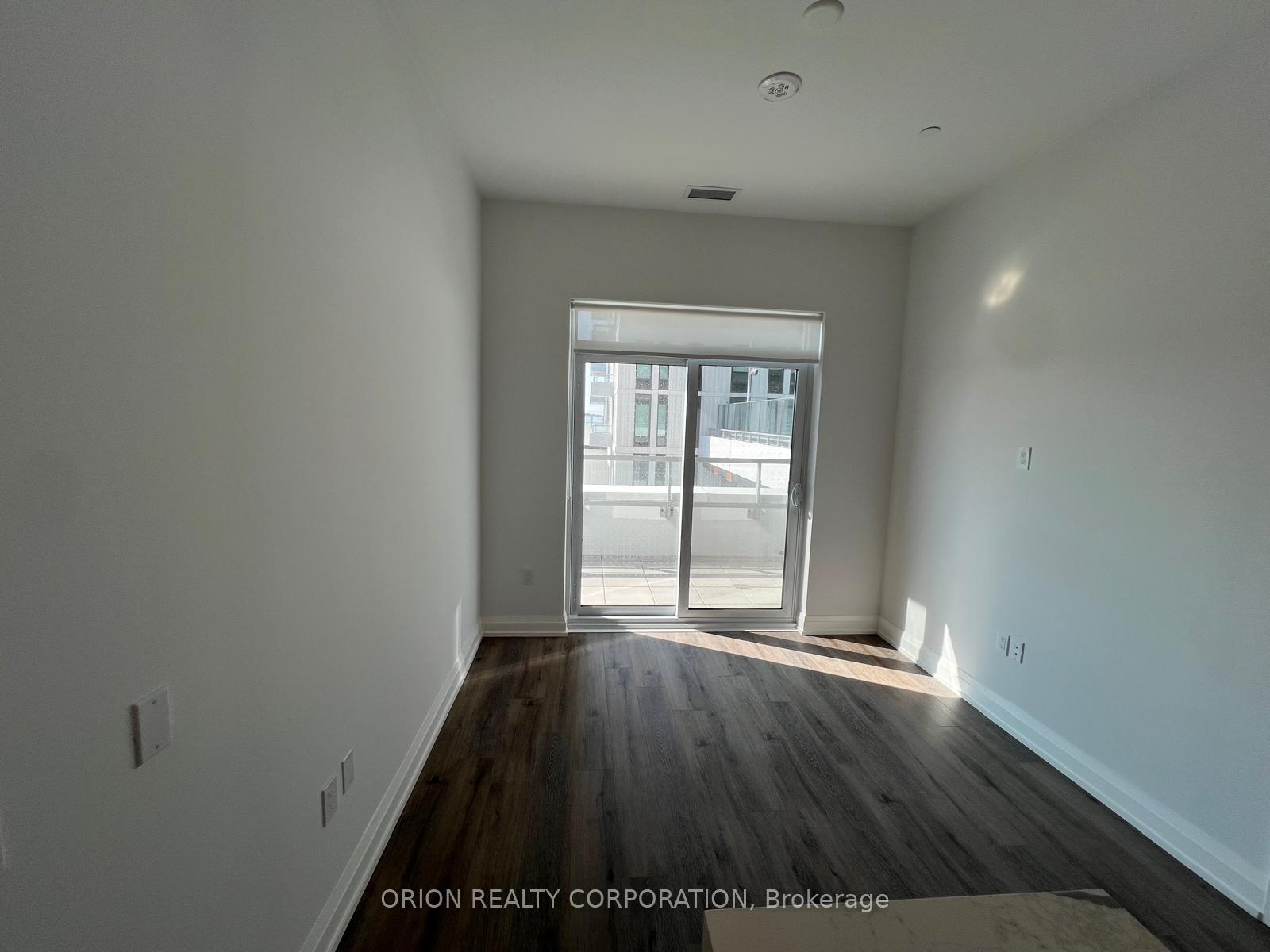 Photo 4 of Unit 310, 5 Meadowdale Road, Vaughan, Vaughan Corporate Centre — HOMEH