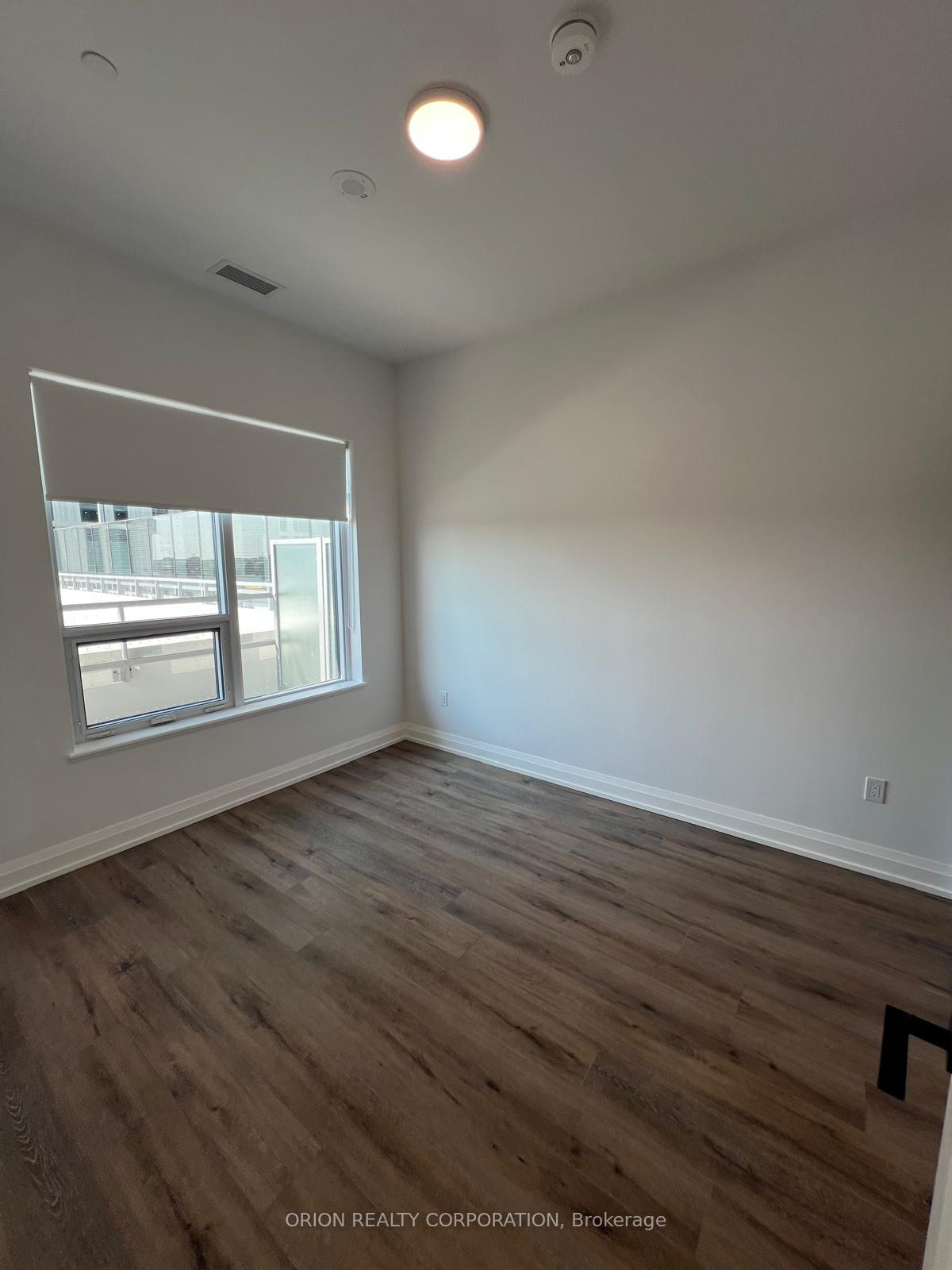 Photo 10 of Unit 310, 5 Meadowdale Road, Vaughan, Vaughan Corporate Centre — HOMEH