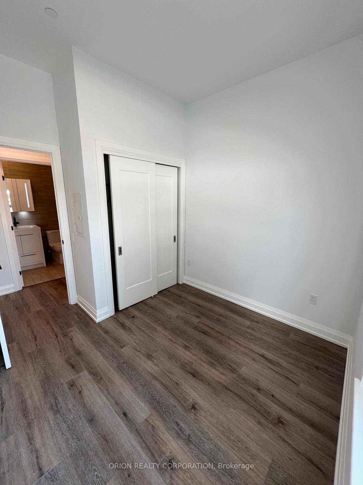 Photo 11 of Unit 310, 5 Meadowdale Road, Vaughan, Vaughan Corporate Centre — HOMEH