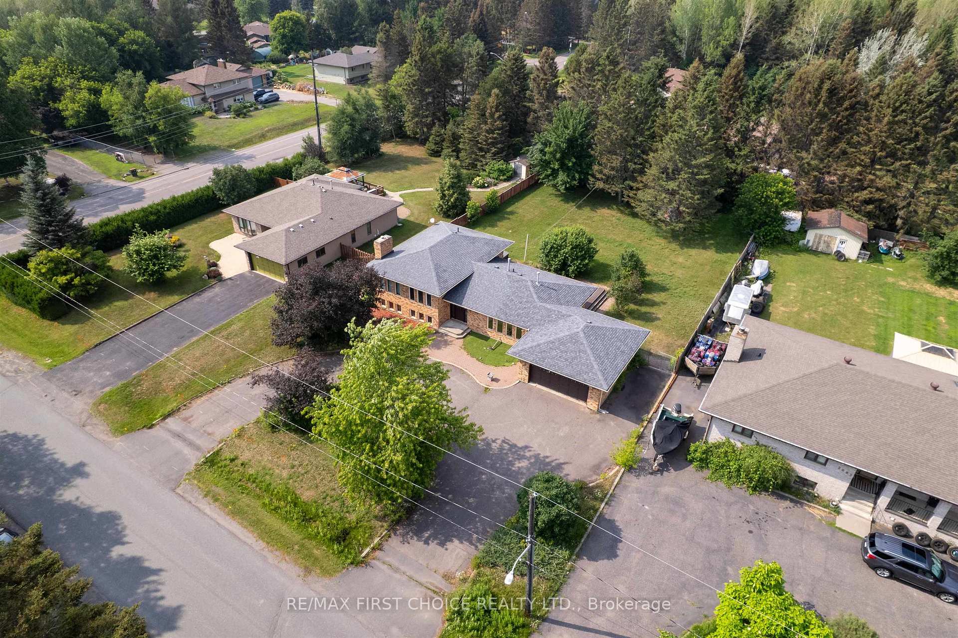 Photo 6 of 2089 Otway Street, Thunder Bay, Rosslyn Road — HOMEH
