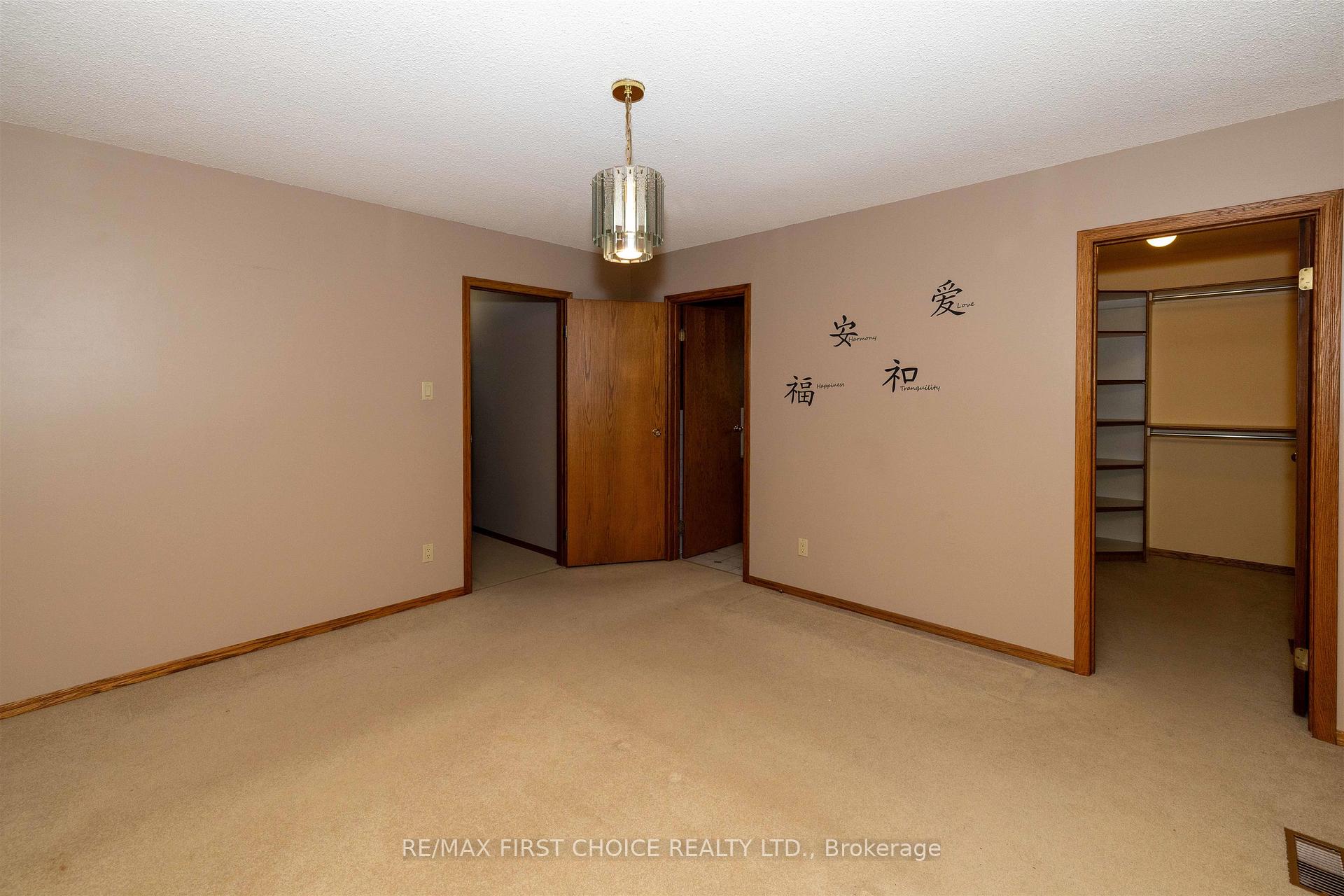 Photo 25 of 2089 Otway Street, Thunder Bay, Rosslyn Road — HOMEH