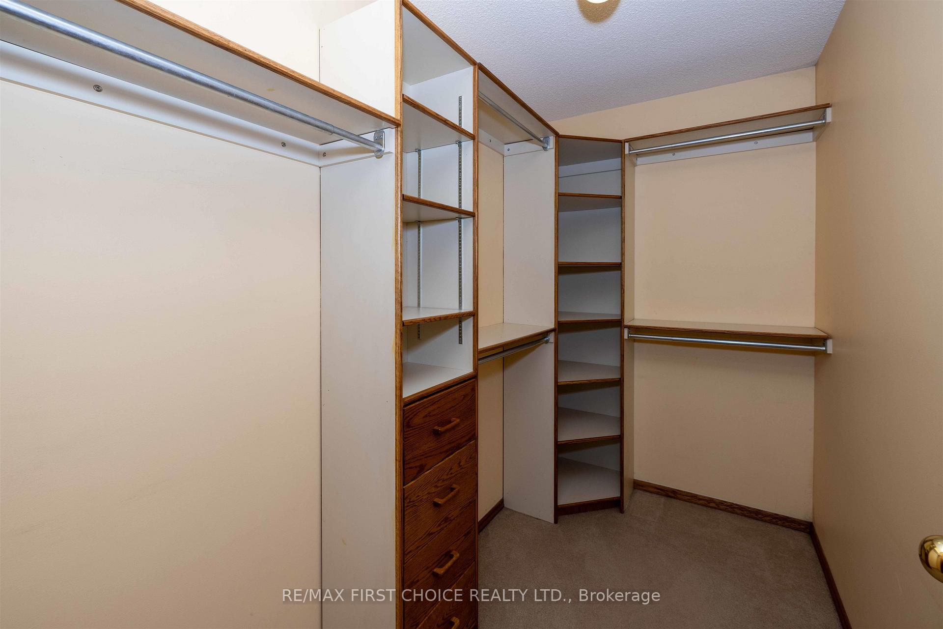 Photo 27 of 2089 Otway Street, Thunder Bay, Rosslyn Road — HOMEH