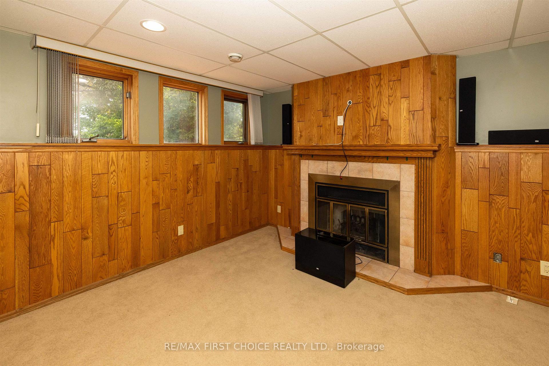 Photo 33 of 2089 Otway Street, Thunder Bay, Rosslyn Road — HOMEH