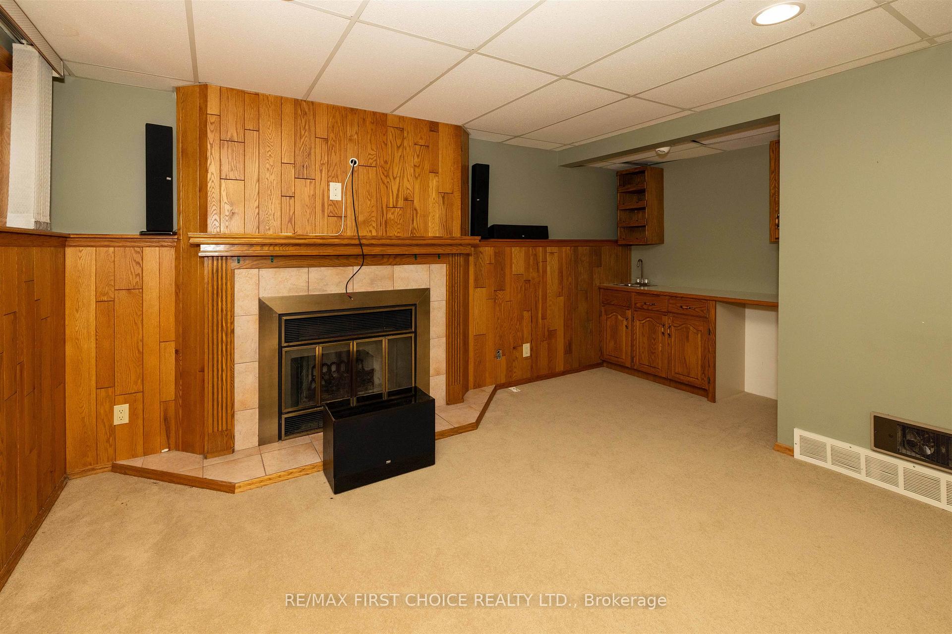 Photo 34 of 2089 Otway Street, Thunder Bay, Rosslyn Road — HOMEH