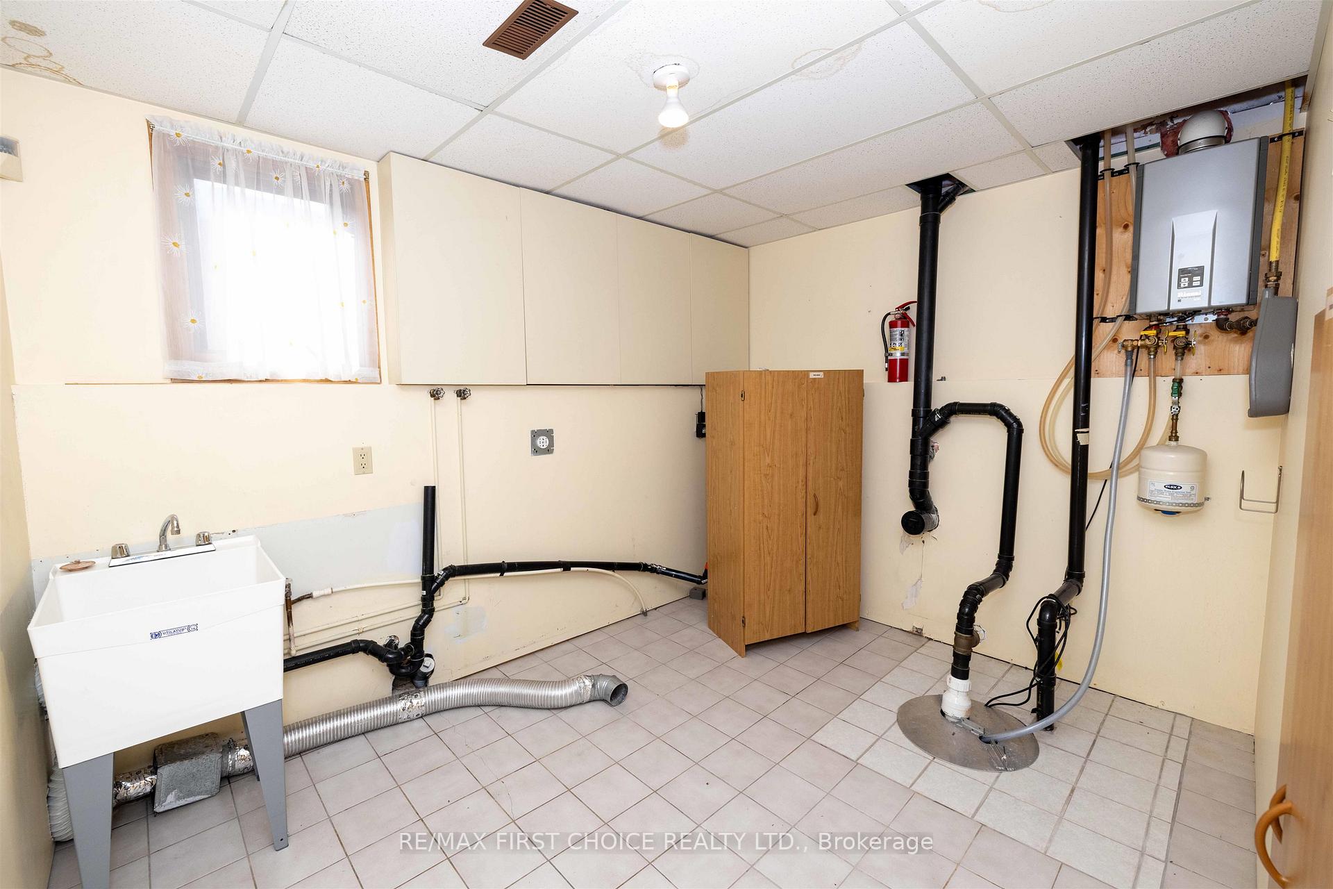 Photo 40 of 2089 Otway Street, Thunder Bay, Rosslyn Road — HOMEH