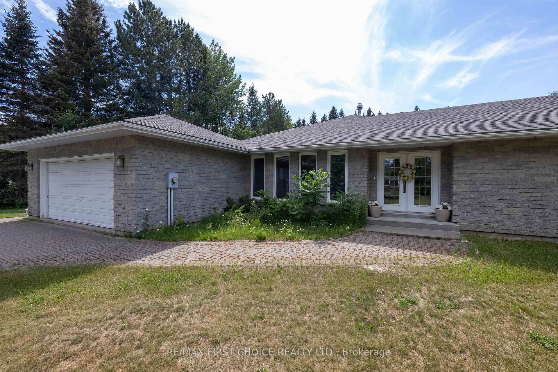 Photo 4 of 1155 Victor Street S, Thunder Bay, Rosslyn Road — HOMEH