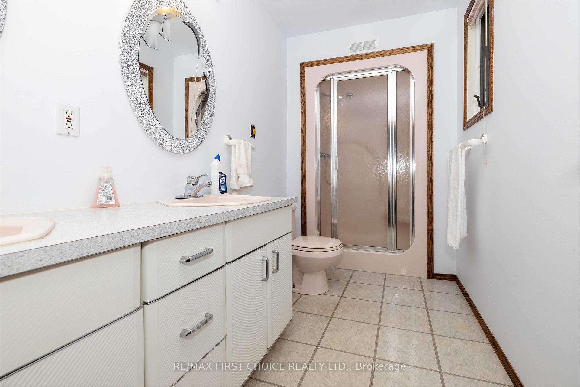Photo 18 of 1155 Victor Street S, Thunder Bay, Rosslyn Road — HOMEH