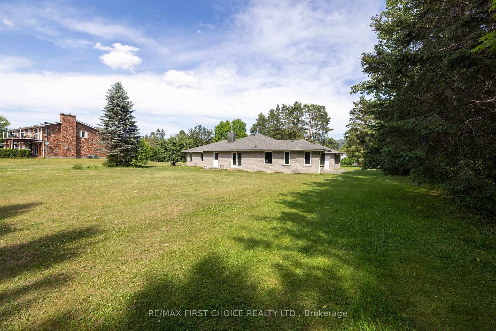 Photo 21 of 1155 Victor Street S, Thunder Bay, Rosslyn Road — HOMEH