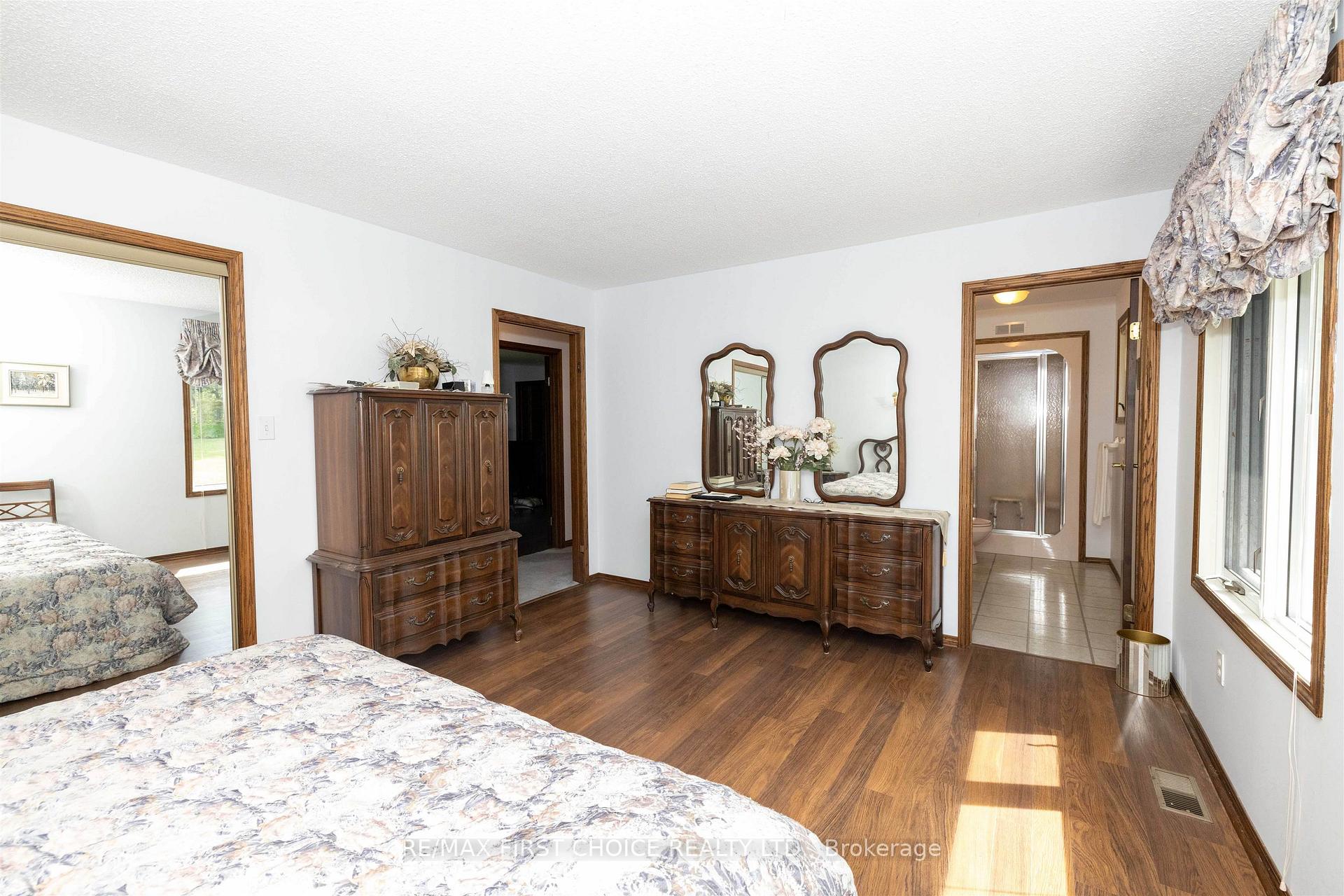 Photo 25 of 1155 Victor Street S, Thunder Bay, Rosslyn Road — HOMEH