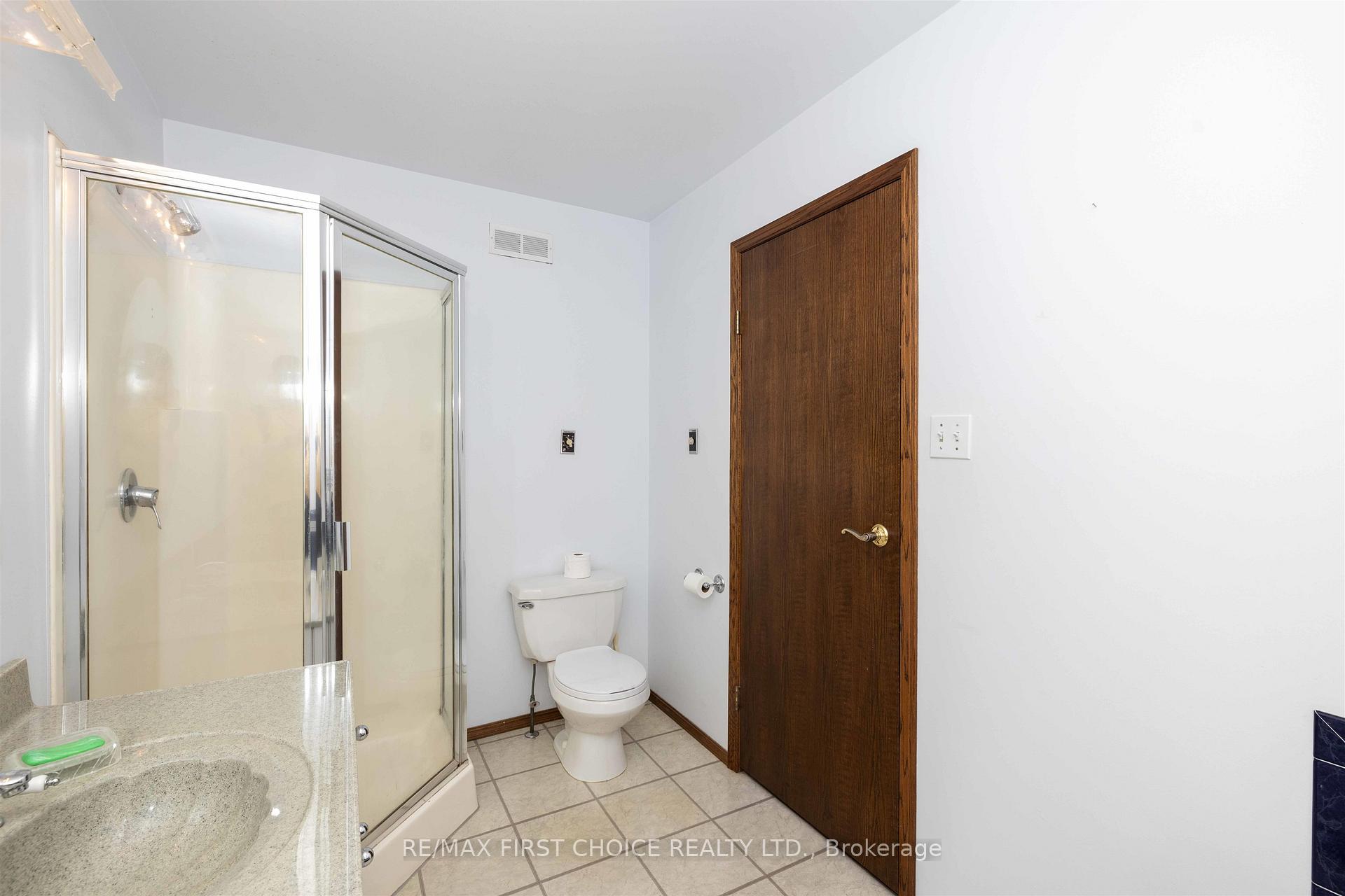 Photo 32 of 1155 Victor Street S, Thunder Bay, Rosslyn Road — HOMEH