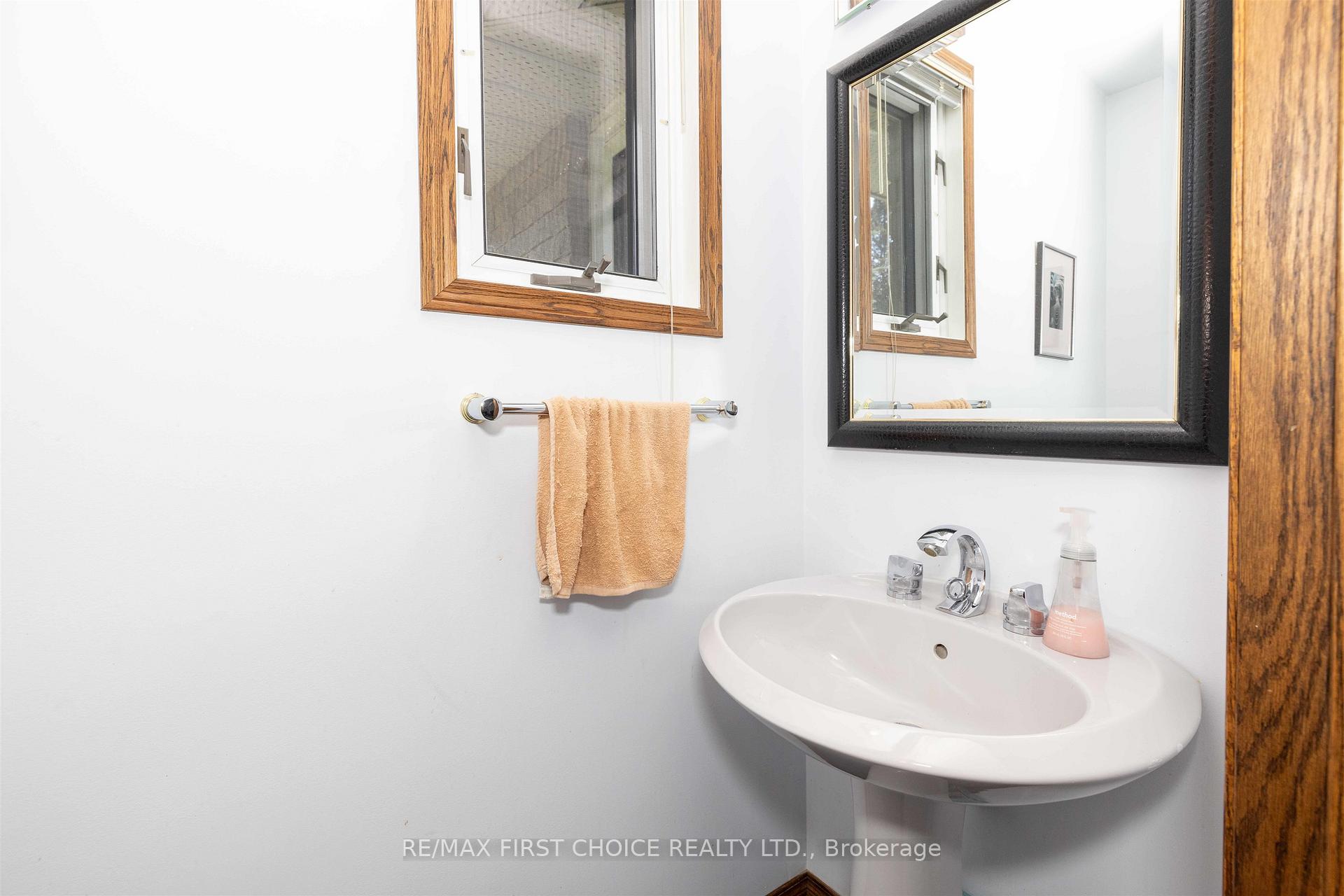Photo 42 of 1155 Victor Street S, Thunder Bay, Rosslyn Road — HOMEH