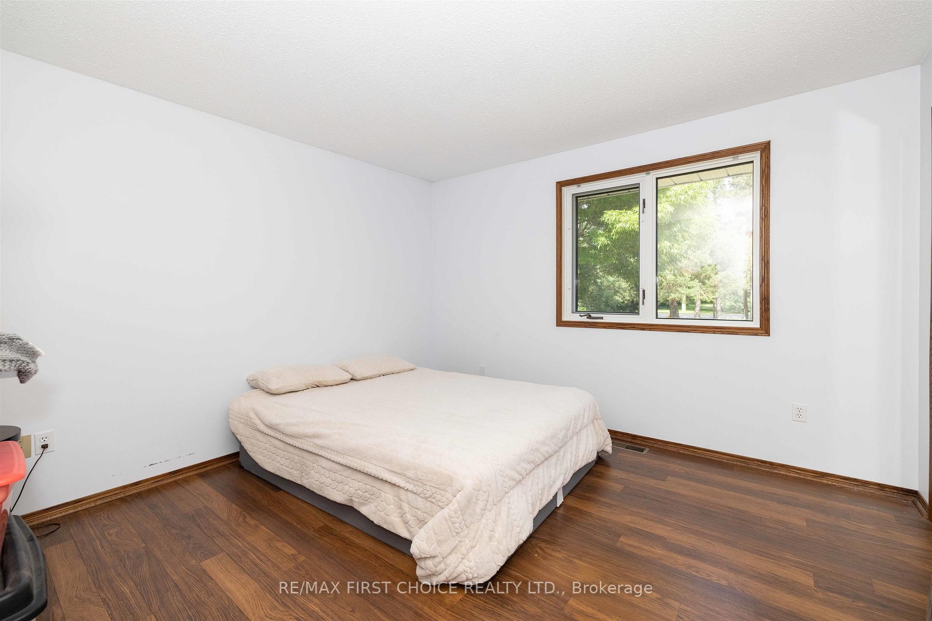 Photo 43 of 1155 Victor Street S, Thunder Bay, Rosslyn Road — HOMEH
