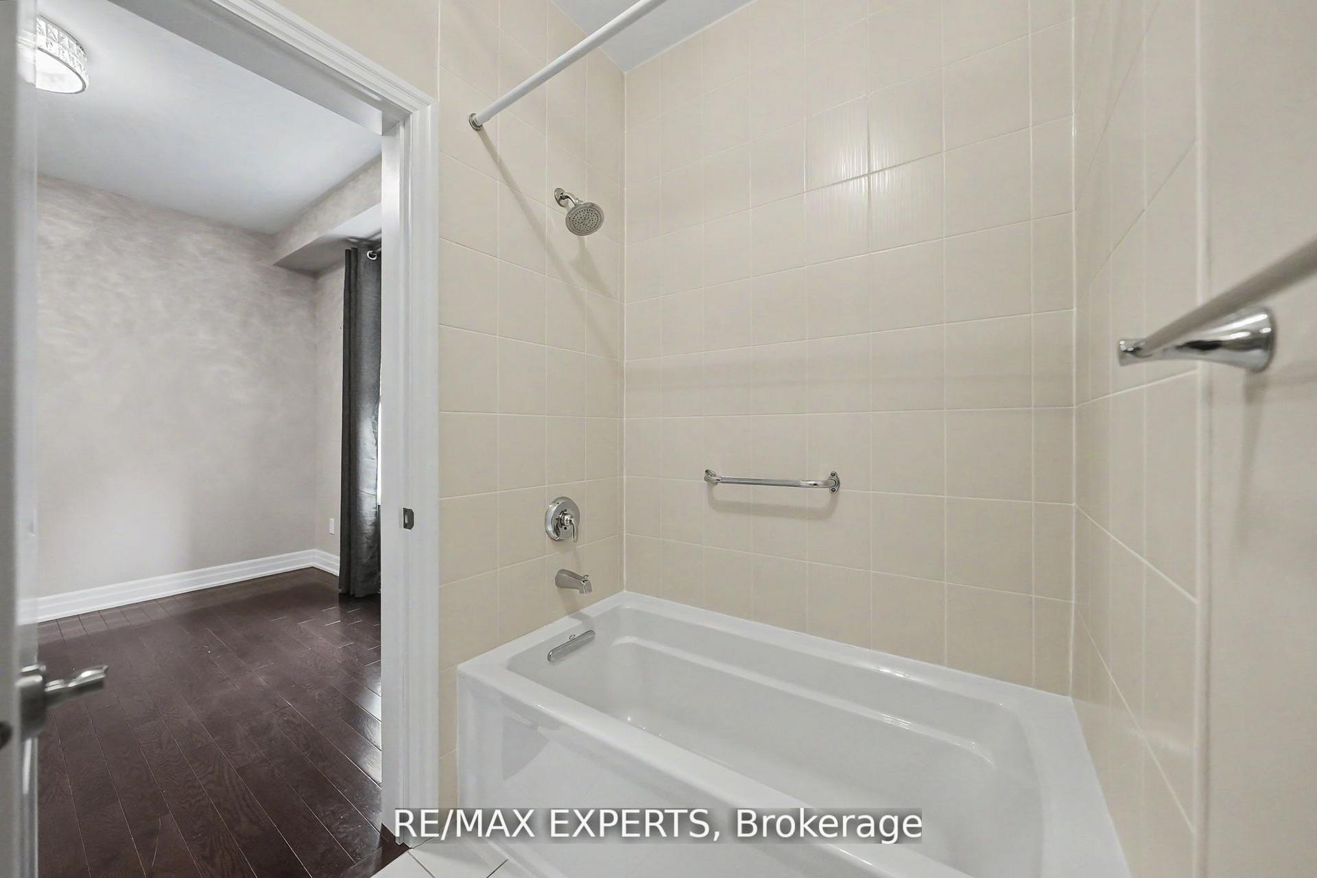 Photo 17 of 4 Sim Hill Crescent, King, King City — HOMEH