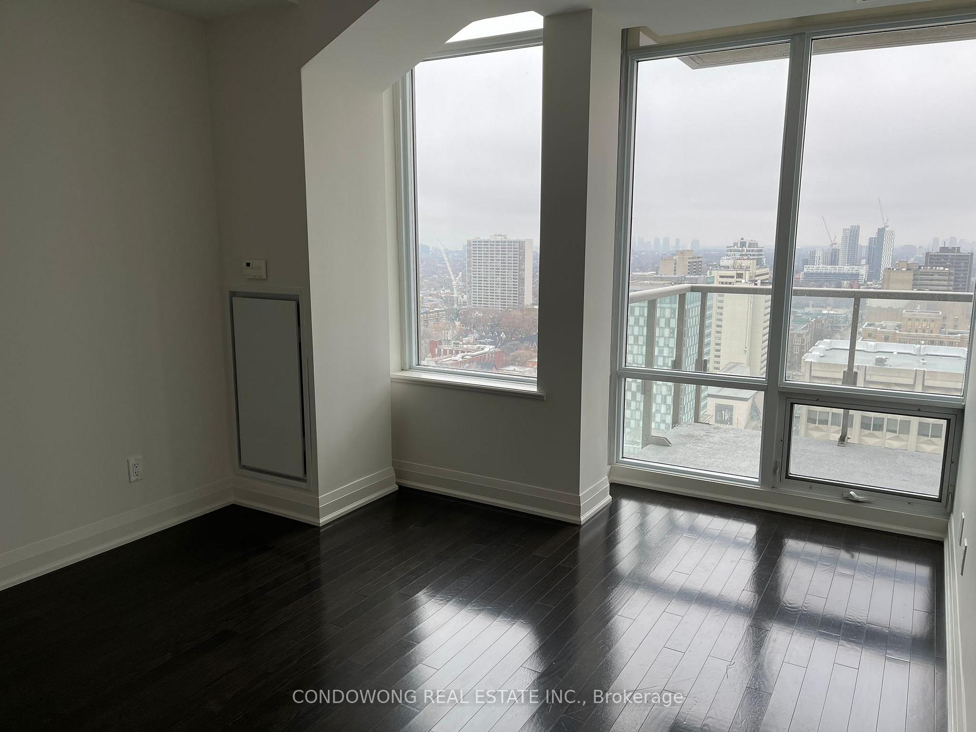 Photo 3 of Unit 2103, 1 Bedford Road, Toronto, The Annex — HOMEH