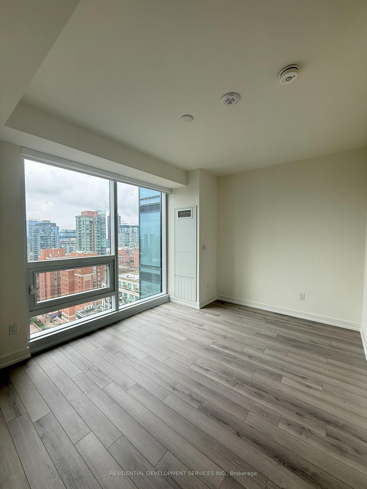 Photo 3 of Unit 2105, 89 Chruch Street, Toronto, Church-Yonge Corridor — HOMEH