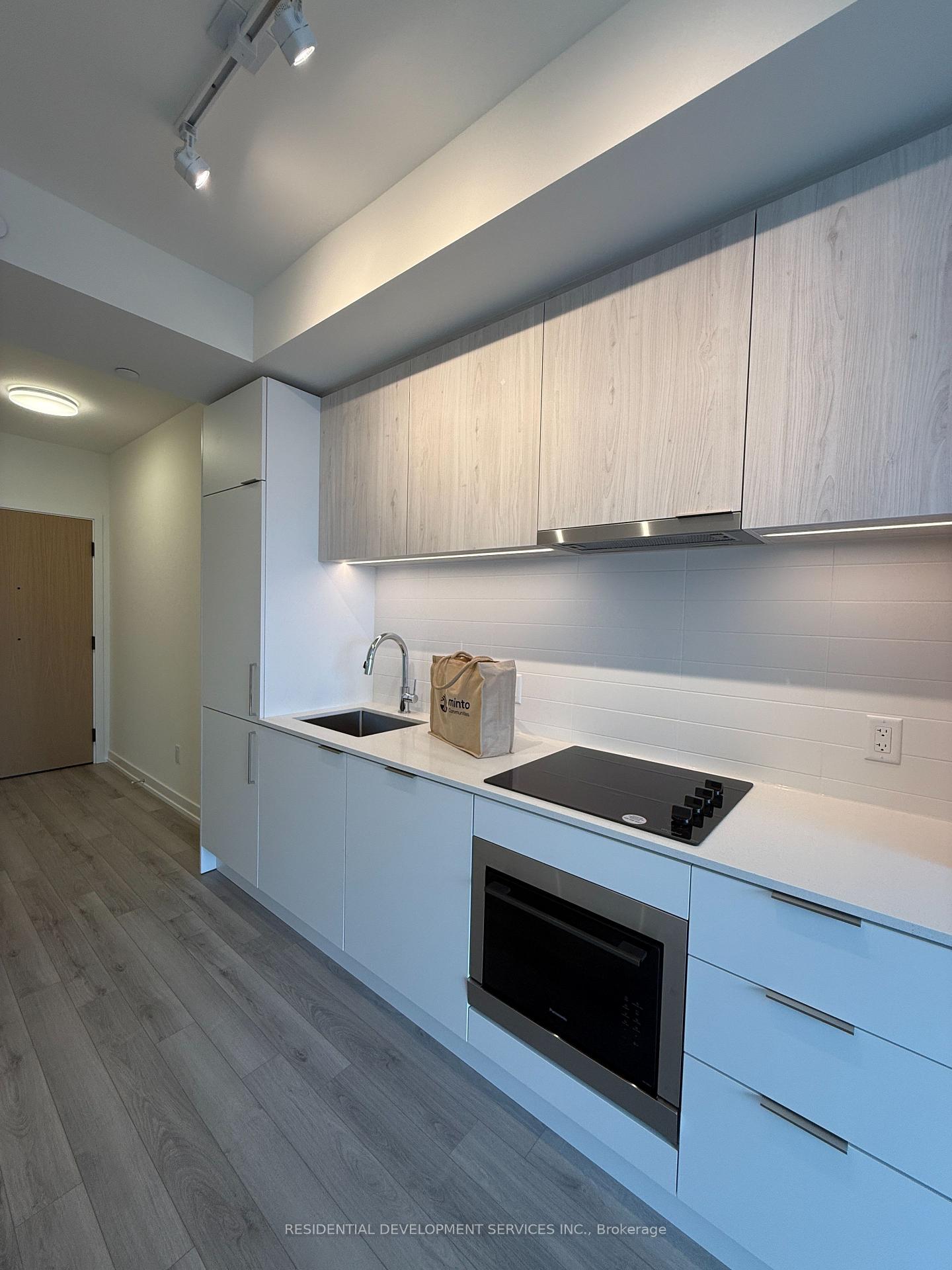 Photo 5 of Unit 2105, 89 Chruch Street, Toronto, Church-Yonge Corridor — HOMEH