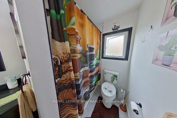 Photo 4 of 6437 Barker Street, Niagara Falls, Dorchester — HOMEH