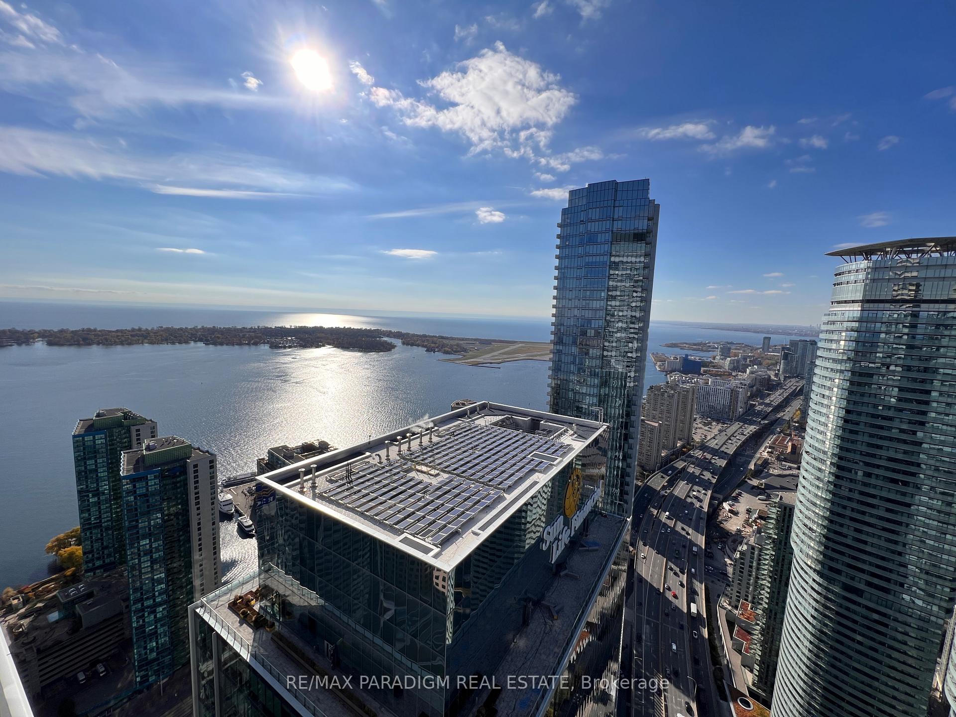 Photo 14 of Unit 6002, 100 Harbour Street, Toronto, Waterfront Communities — HOMEH