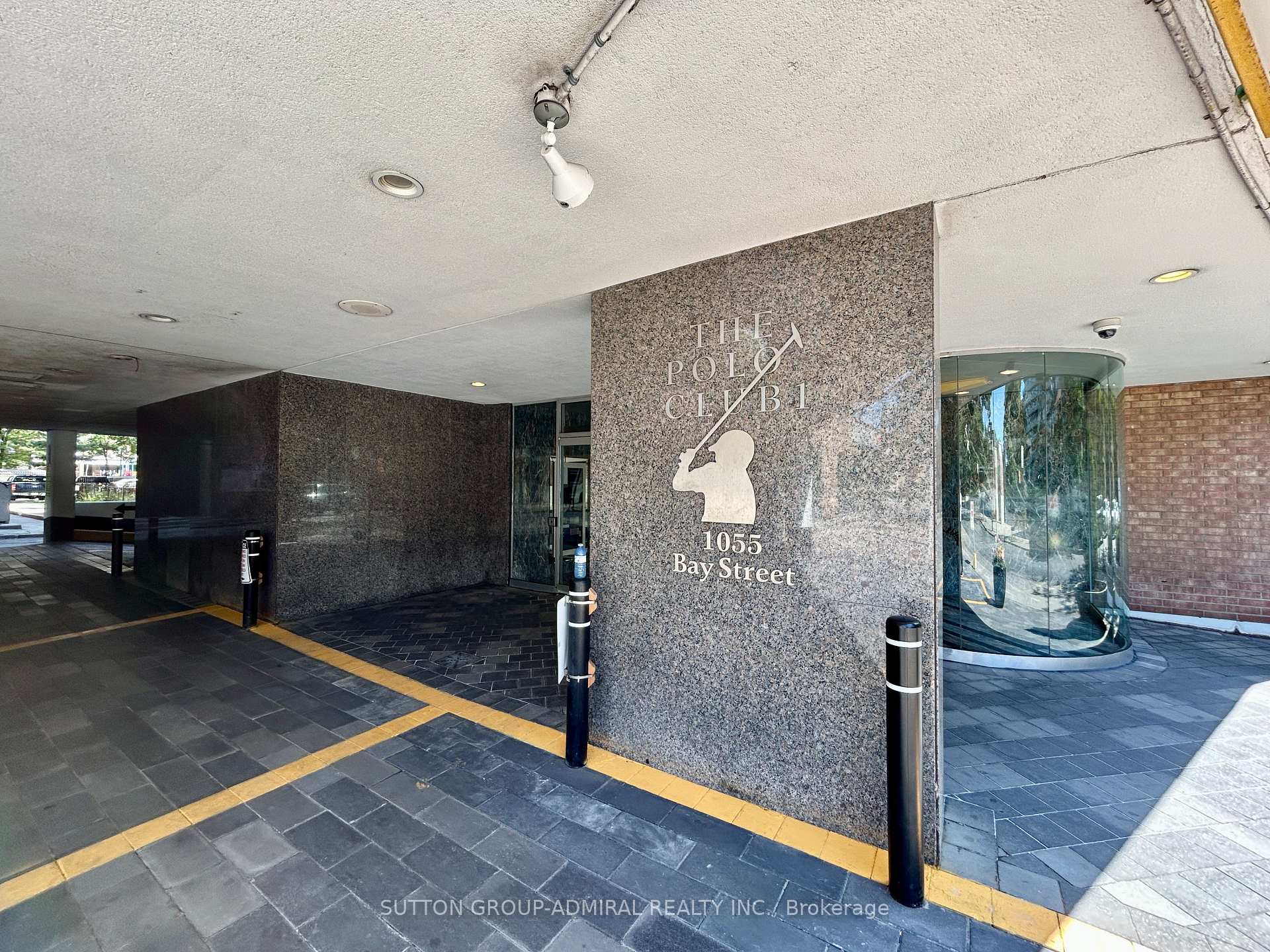 Photo 2 of Unit 1611, 1055 Bay Street, Toronto, Bay Street Corridor — HOMEH