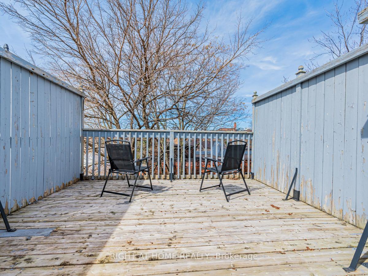 Photo 31 of 10 St Annes Road, Toronto, Little Portugal — HOMEH