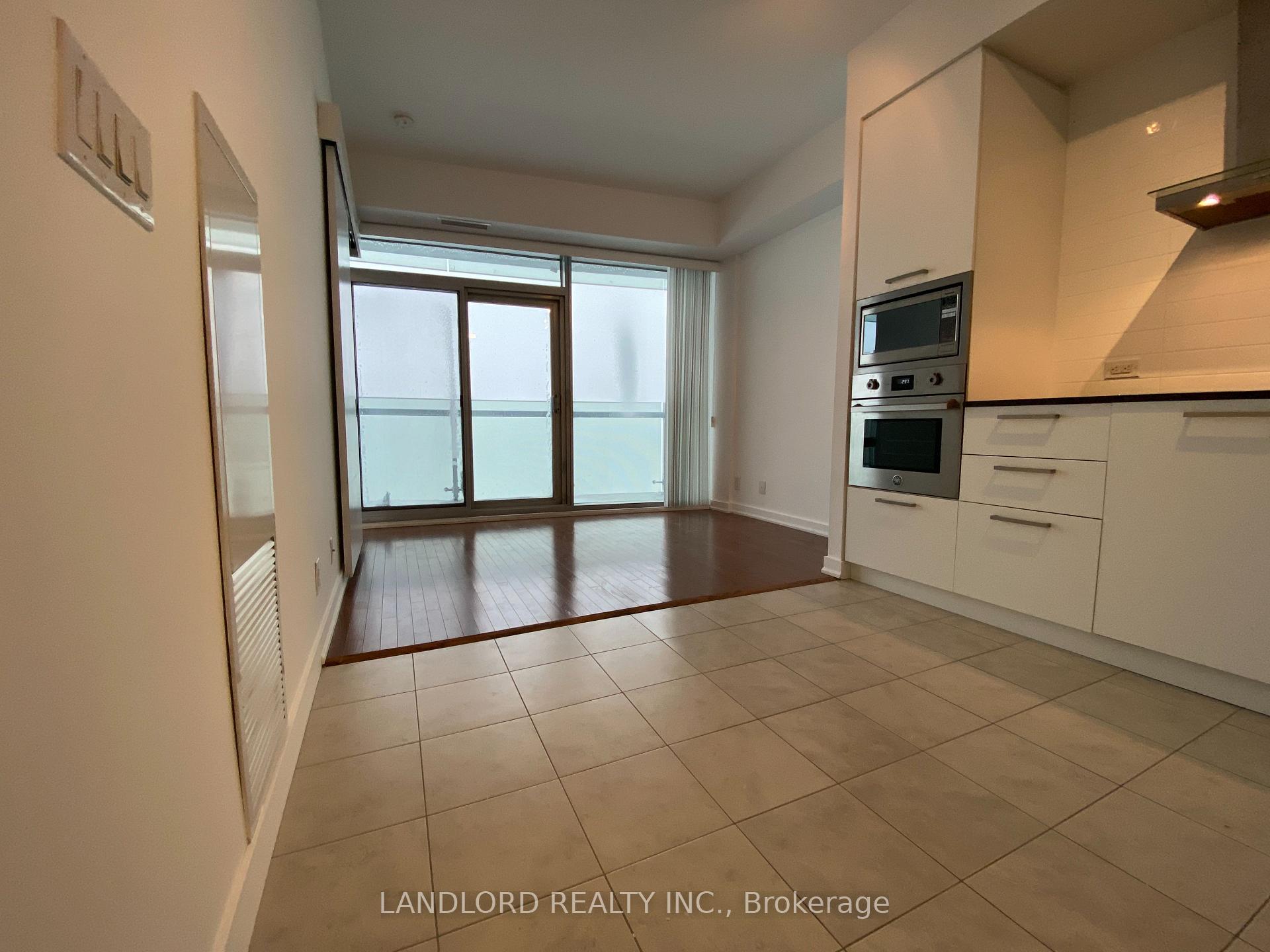 Photo 6 of Unit 5209, 14 York Street, Toronto, Waterfront Communities — HOMEH