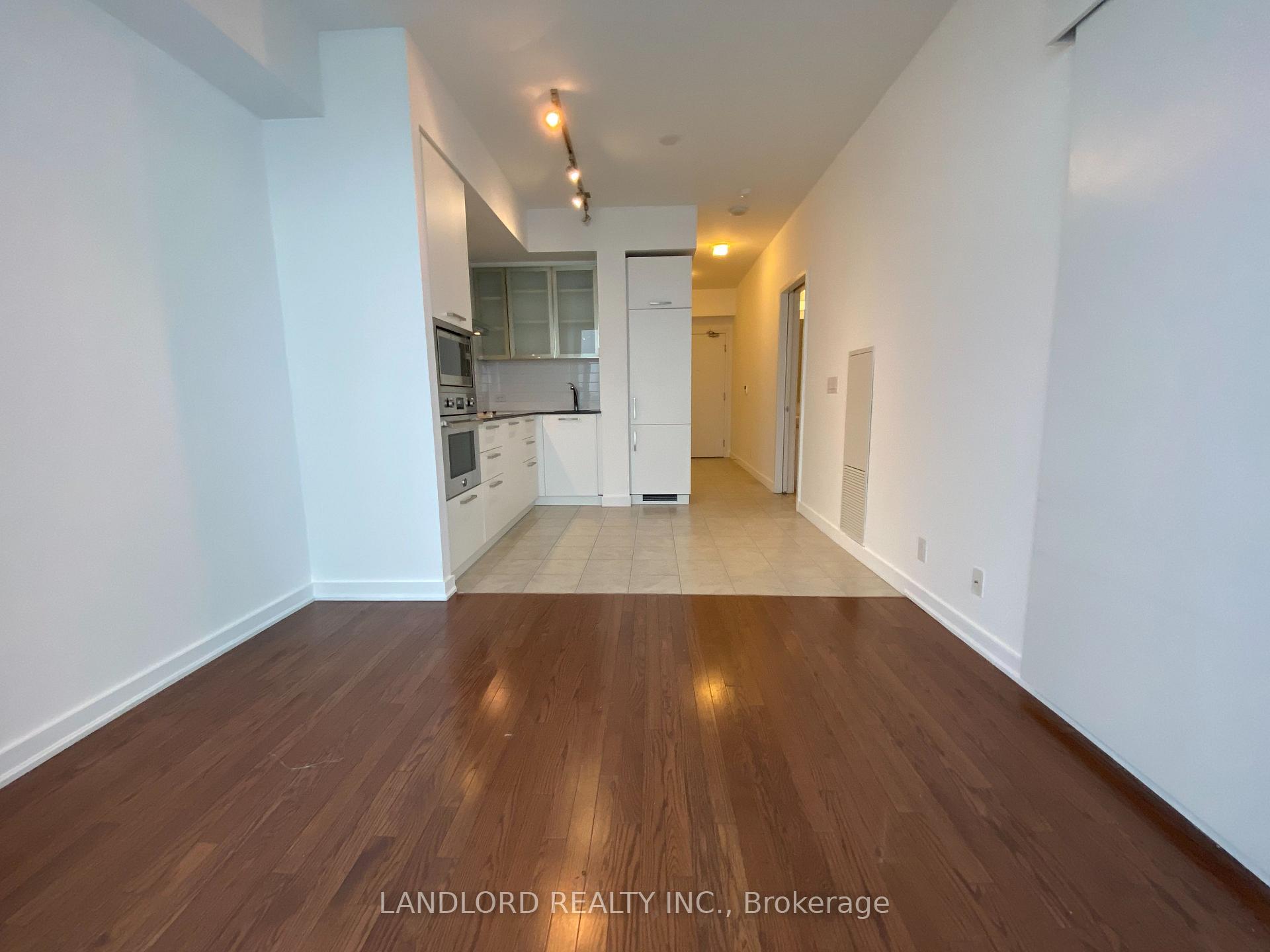 Photo 9 of Unit 5209, 14 York Street, Toronto, Waterfront Communities — HOMEH