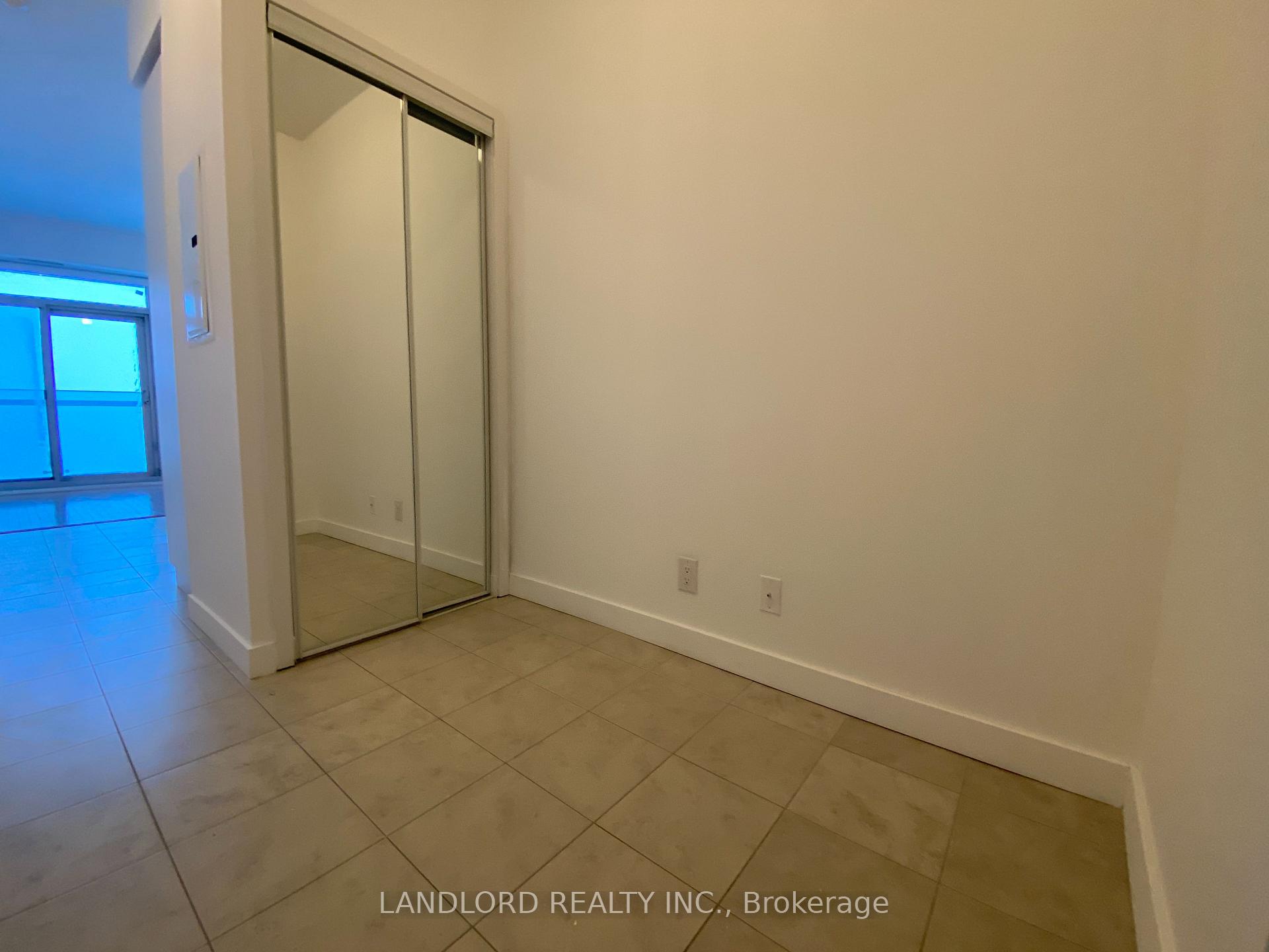 Photo 21 of Unit 5209, 14 York Street, Toronto, Waterfront Communities — HOMEH