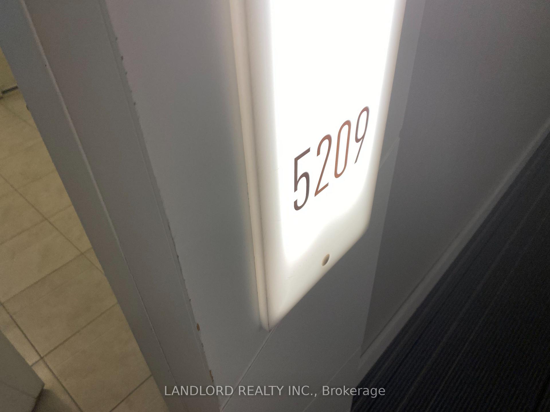 Photo 23 of Unit 5209, 14 York Street, Toronto, Waterfront Communities — HOMEH