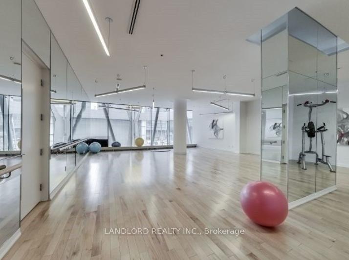 Photo 25 of Unit 5209, 14 York Street, Toronto, Waterfront Communities — HOMEH