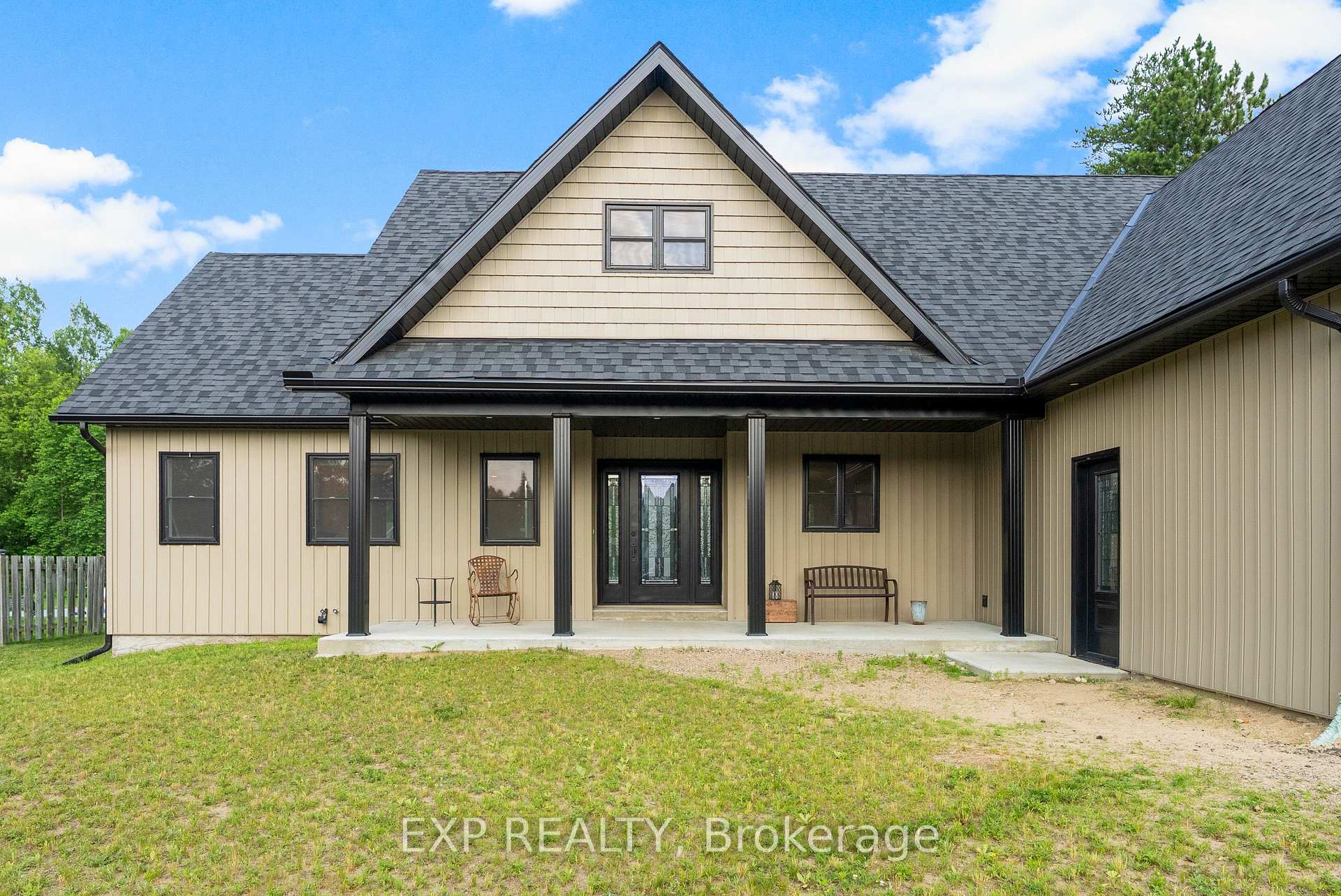 Photo 3 of 51 Yantha Crescent, Madawaska Valley, Madawaska Valley — HOMEH