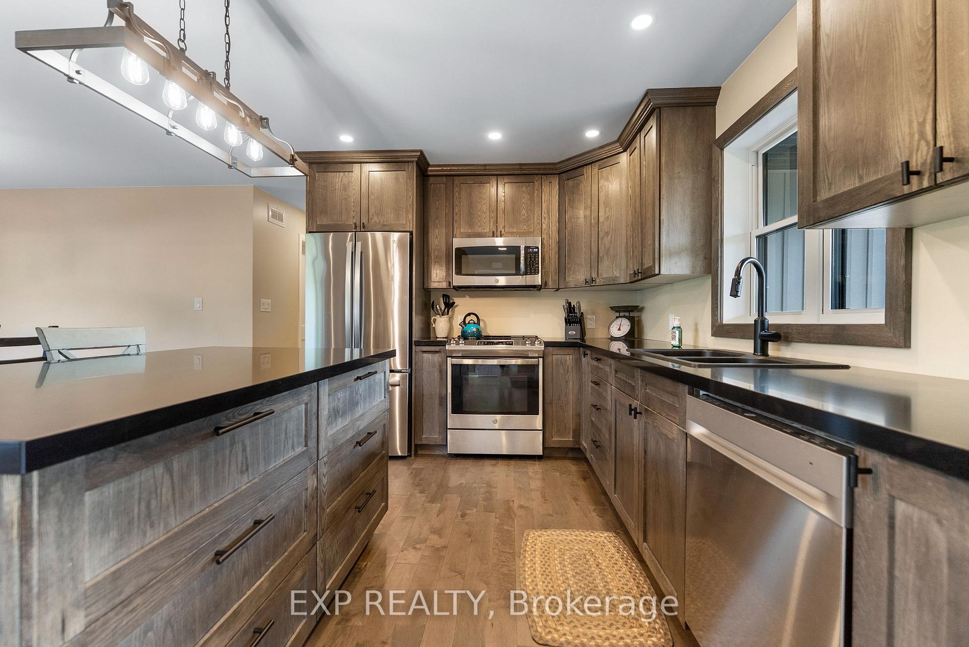 Photo 6 of 51 Yantha Crescent, Madawaska Valley, Madawaska Valley — HOMEH