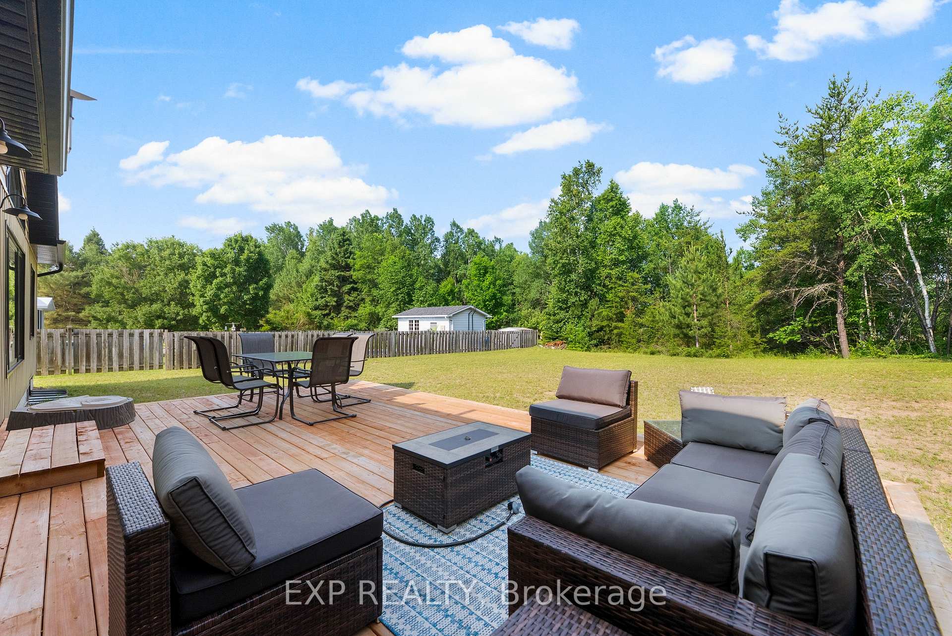 Photo 25 of 51 Yantha Crescent, Madawaska Valley, Madawaska Valley — HOMEH