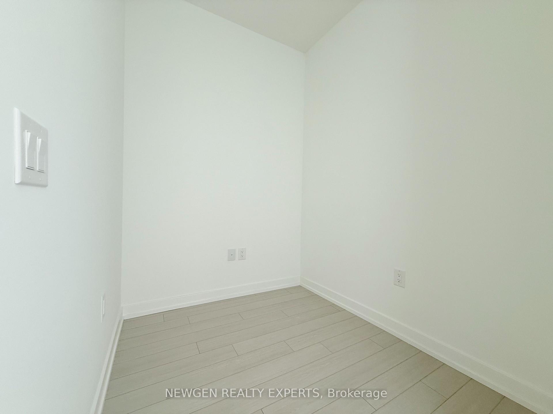 Photo 7 of Unit 707, 4010 Eglinton Avenue W, Etobicoke, Humber Heights — HOMEH