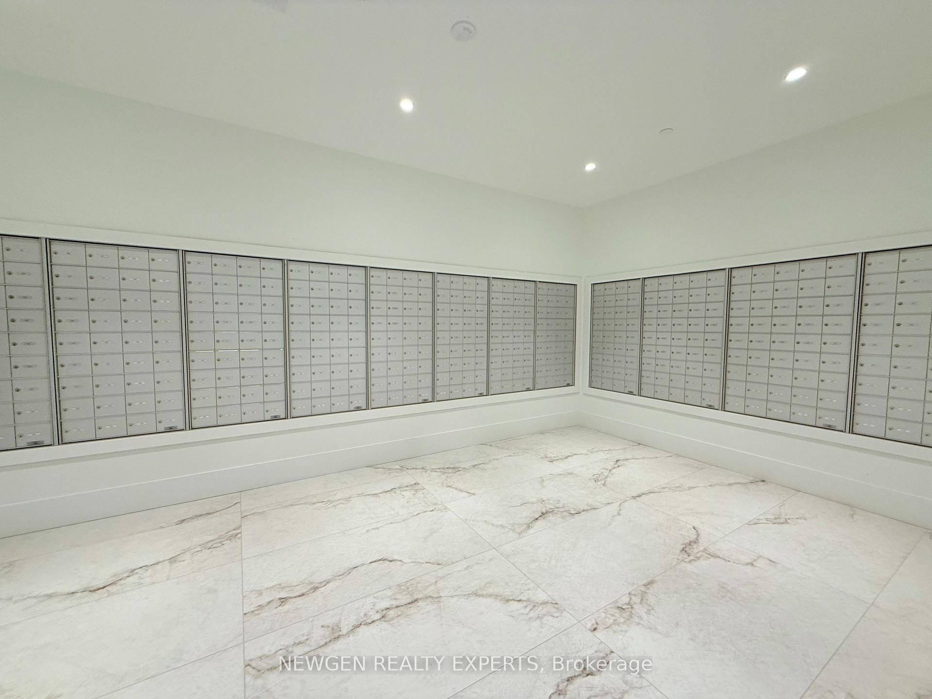 Photo 18 of Unit 707, 4010 Eglinton Avenue W, Etobicoke, Humber Heights — HOMEH