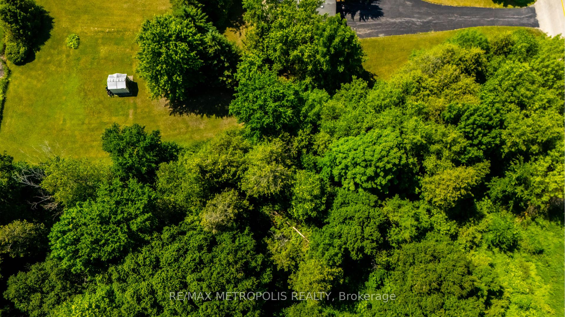 Photo 1 of 8232 Concession Road 12, Mapleton, Rural Mapleton — HOMEH