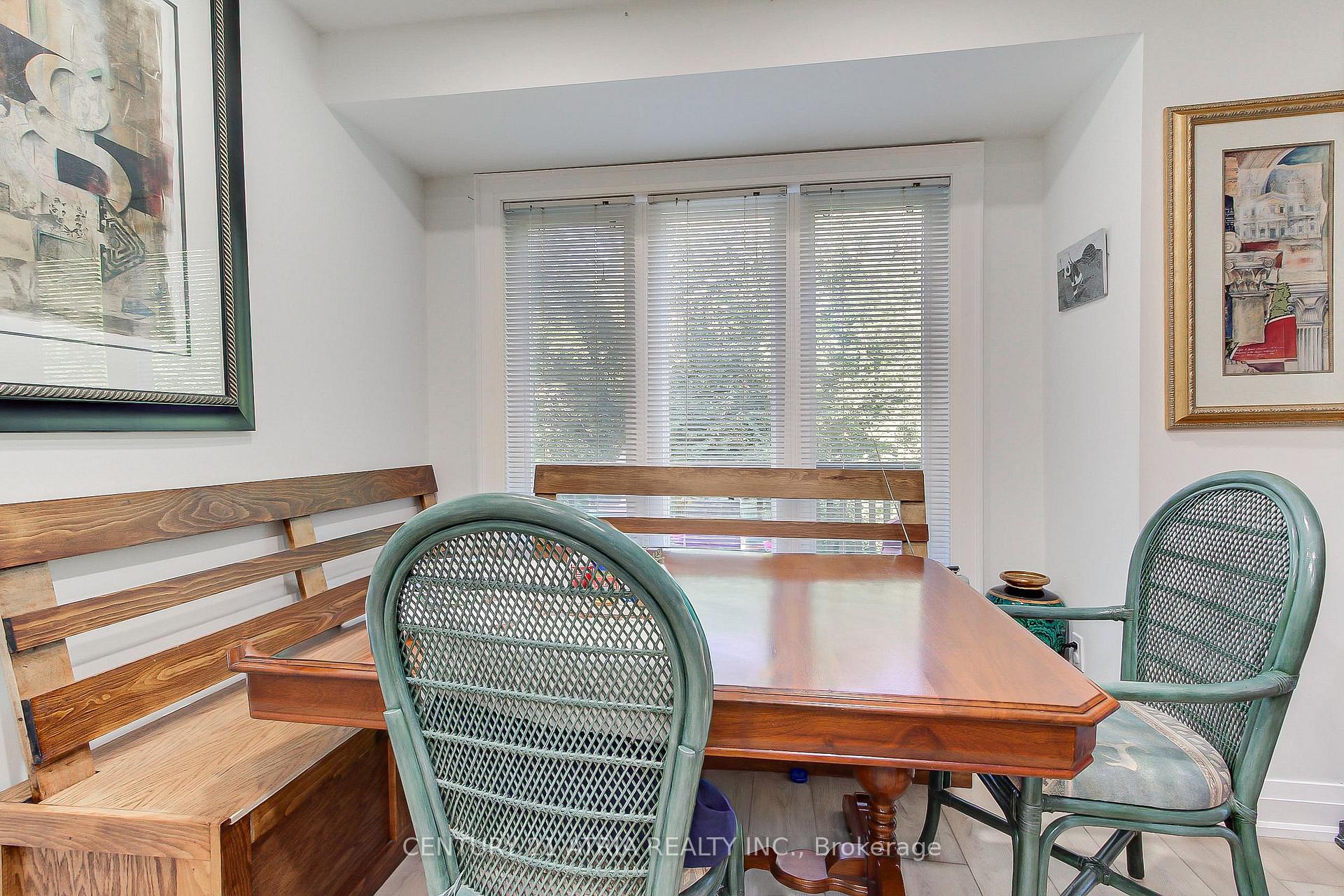 Photo 10 of 27 Anderson Place, Aurora, Aurora Highlands — HOMEH