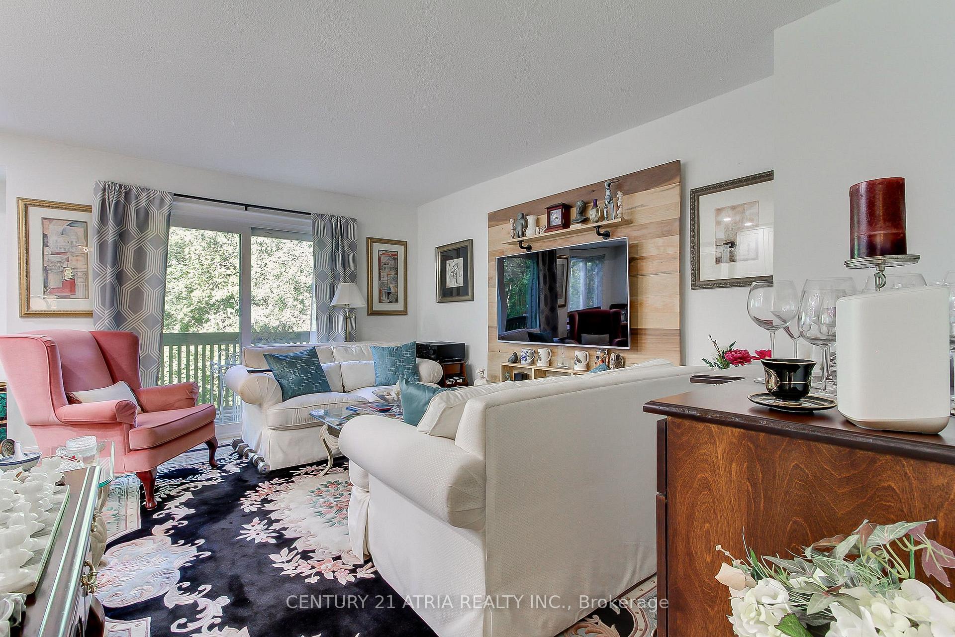 Photo 12 of 27 Anderson Place, Aurora, Aurora Highlands — HOMEH