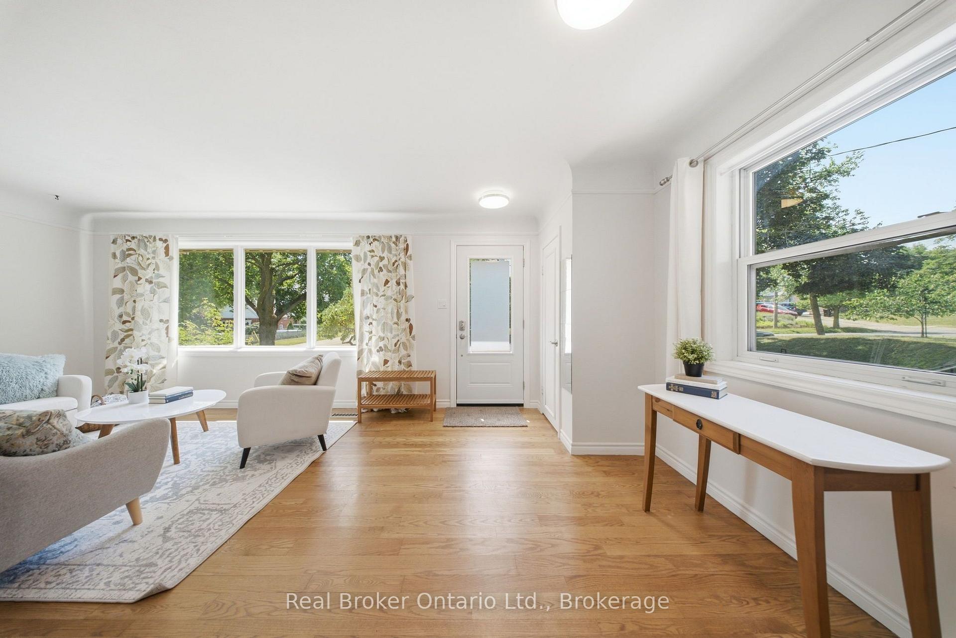 Photo 10 of 80 Jackson Avenue, Kitchener, King East — HOMEH