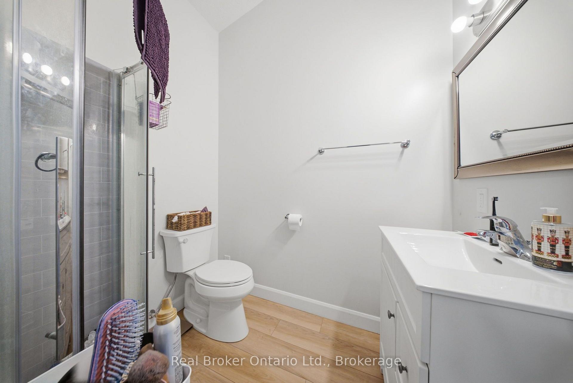 Photo 37 of 80 Jackson Avenue, Kitchener, King East — HOMEH