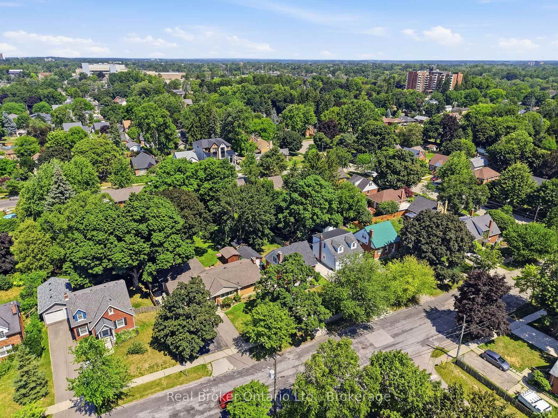 Photo 48 of 80 Jackson Avenue, Kitchener, King East — HOMEH