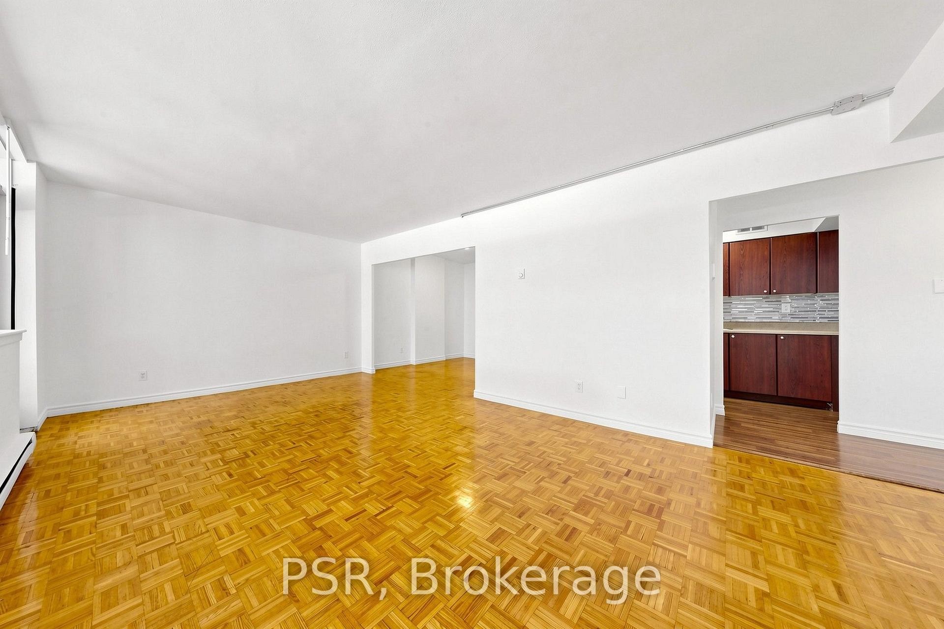 Photo 4 of Unit 210, 240 Markland Drive, Etobicoke, Markland Wood — HOMEH
