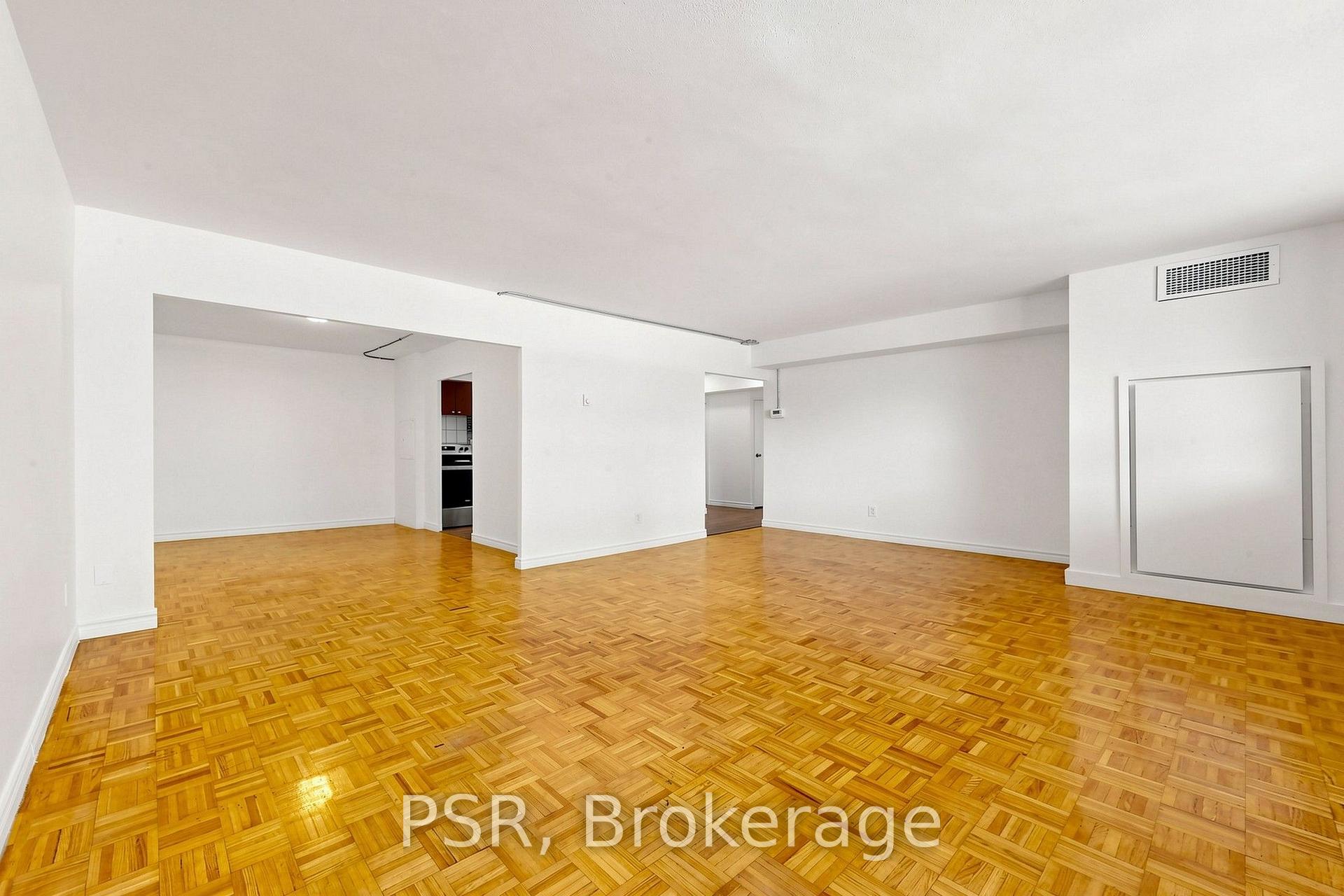 Photo 5 of Unit 210, 240 Markland Drive, Etobicoke, Markland Wood — HOMEH