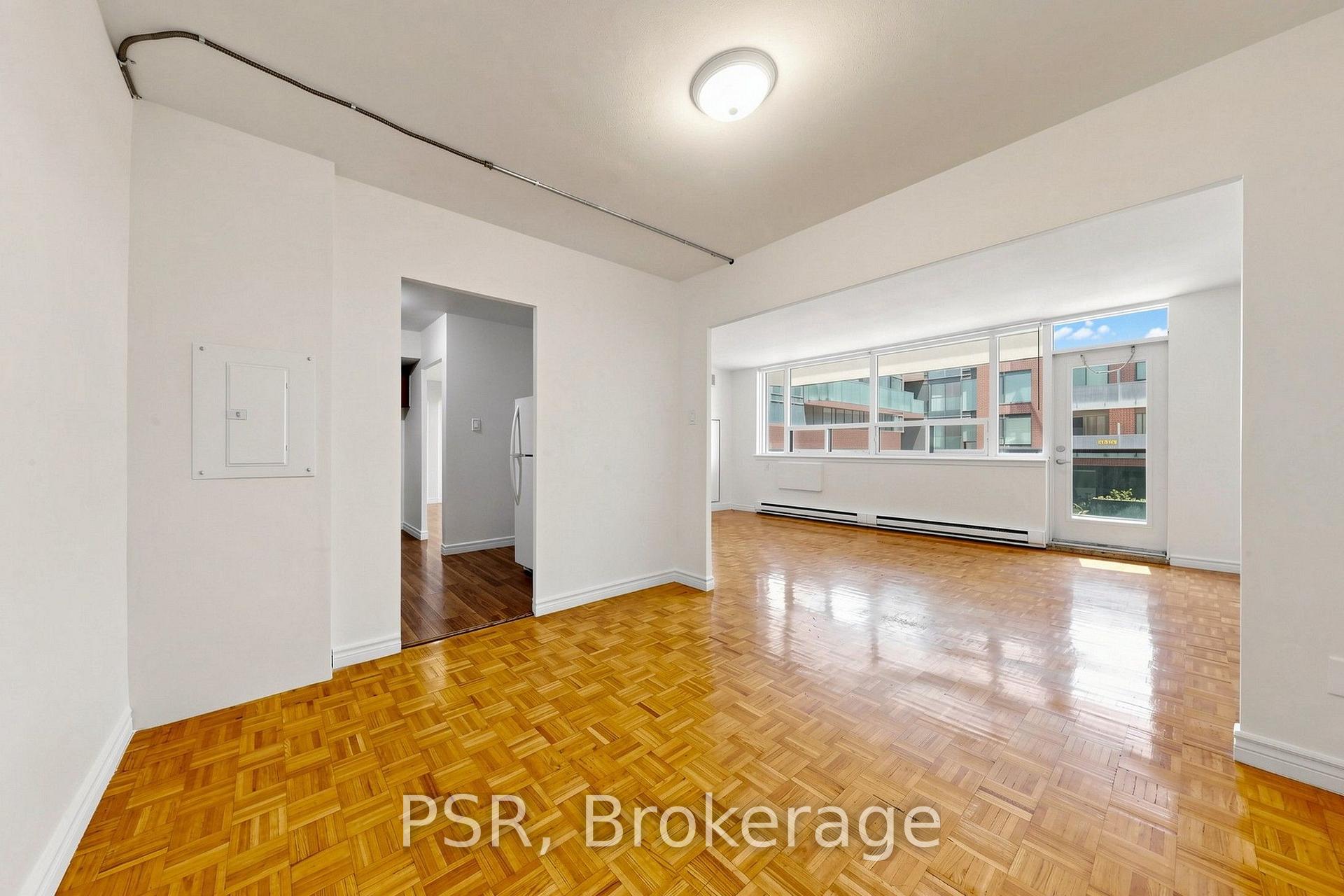 Photo 6 of Unit 210, 240 Markland Drive, Etobicoke, Markland Wood — HOMEH