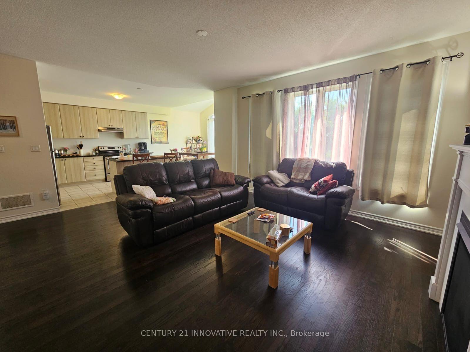 Photo 3 of 219 Northglen Boulevard, Clarington, Bowmanville — HOMEH